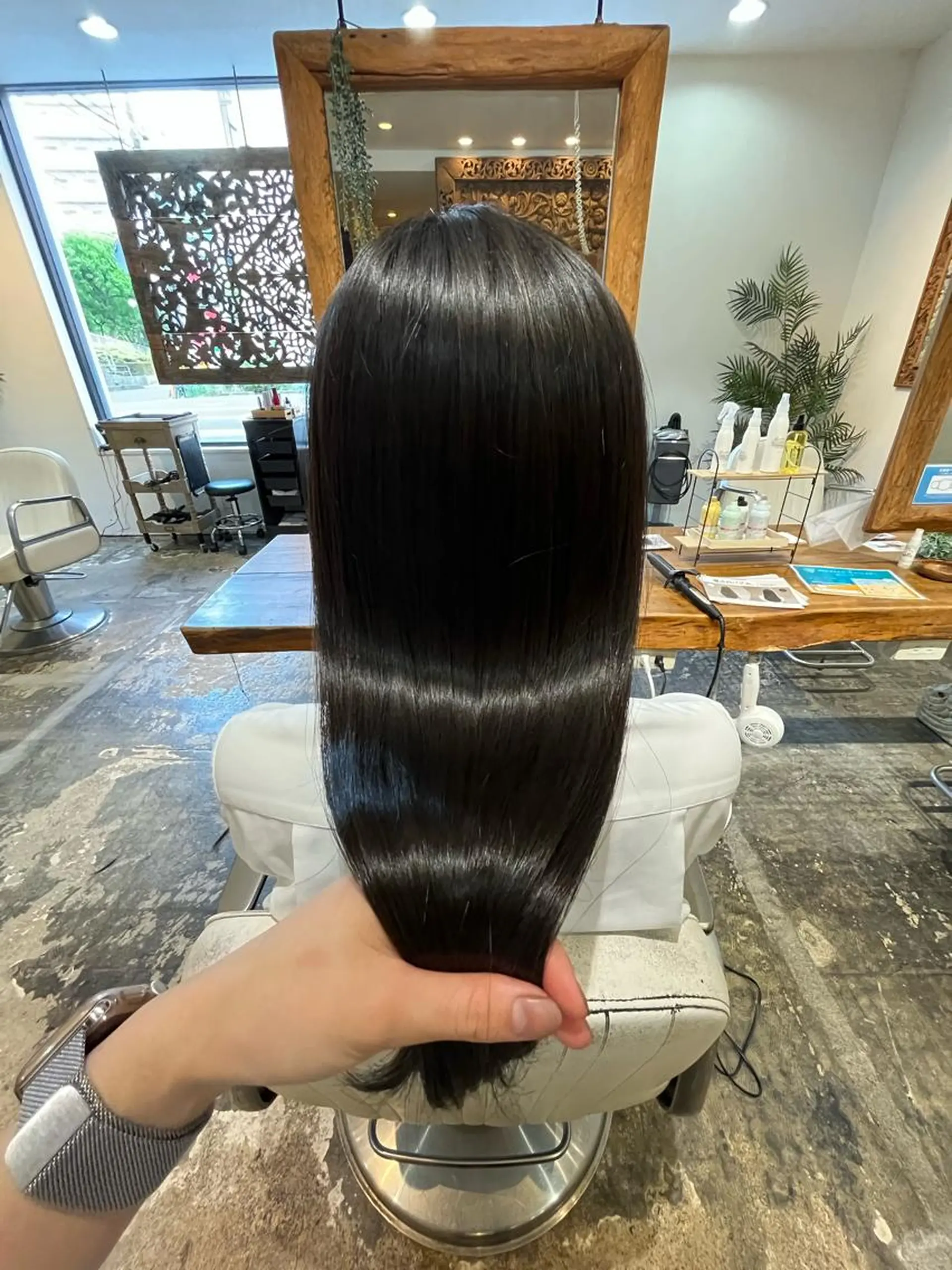 ロング putri店長 和田鈴采のヘアスタイル