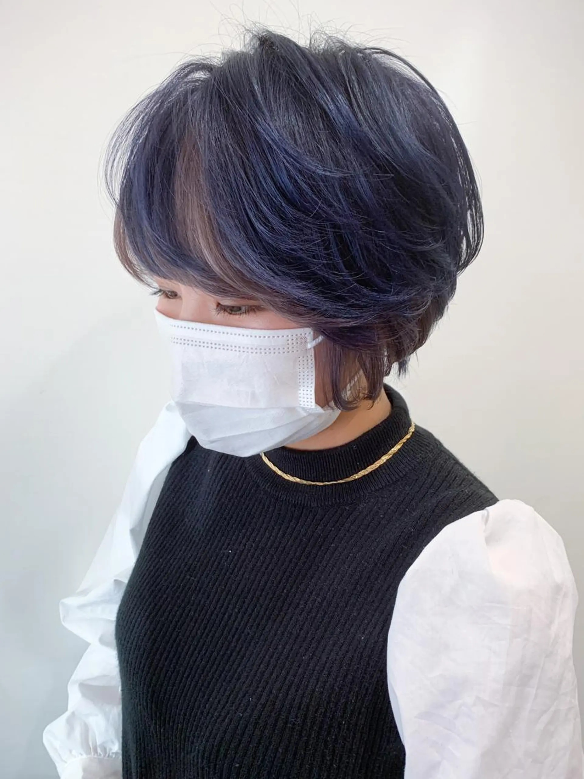 ショート カラー 薄田 珠美のヘアスタイル