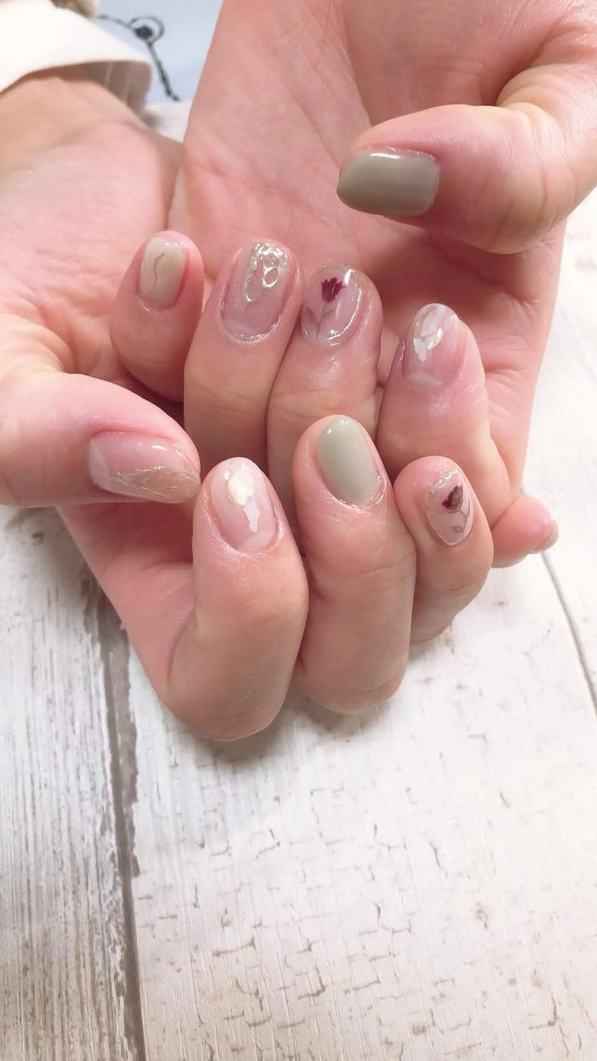 ネイル ジェルネイル ニュアンスネイル パラジェル 春ネイル 北浦和 自爪育成ケアのネイルデザイン