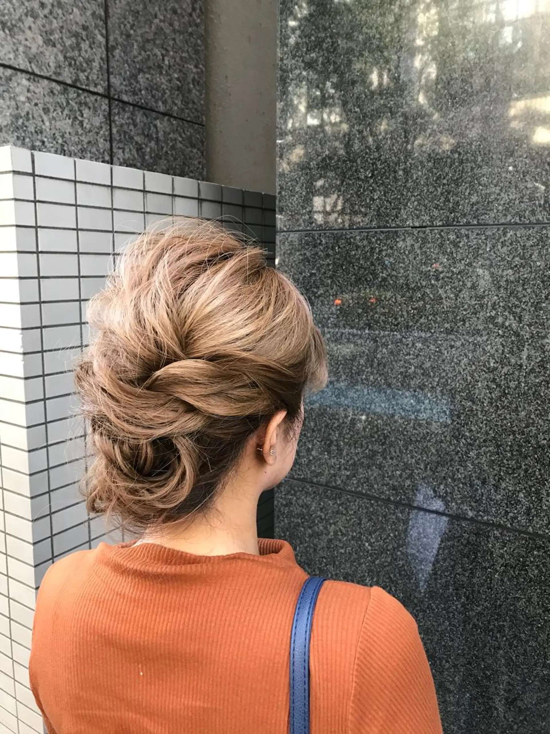セミロング カラー ヘアアレンジ ere hair salonのヘアスタイル