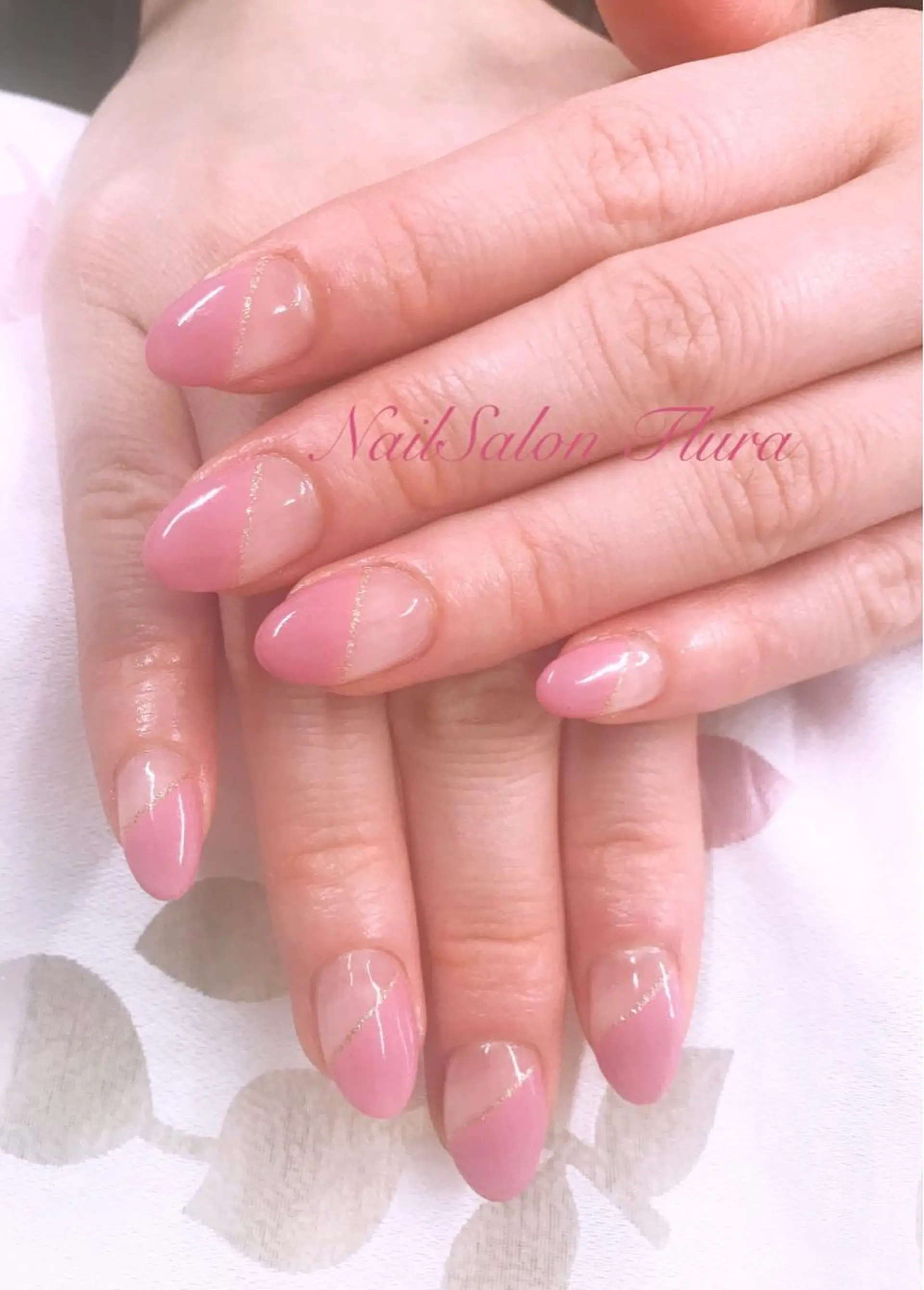 ネイル NailSalon Fluraのネイルデザイン