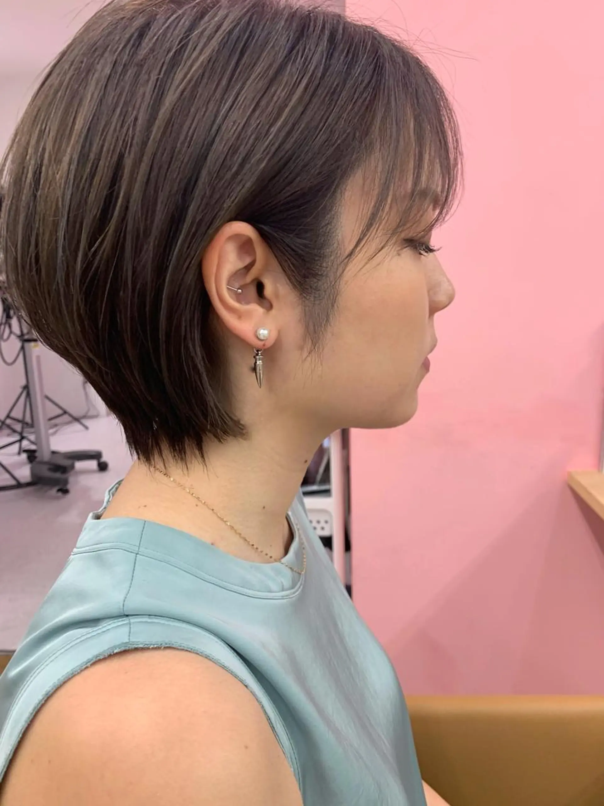 ショート カラー ベージュカラー ショートヘア パーマ/レイヤー/ ボブ/豊浦翔太のヘアスタイル