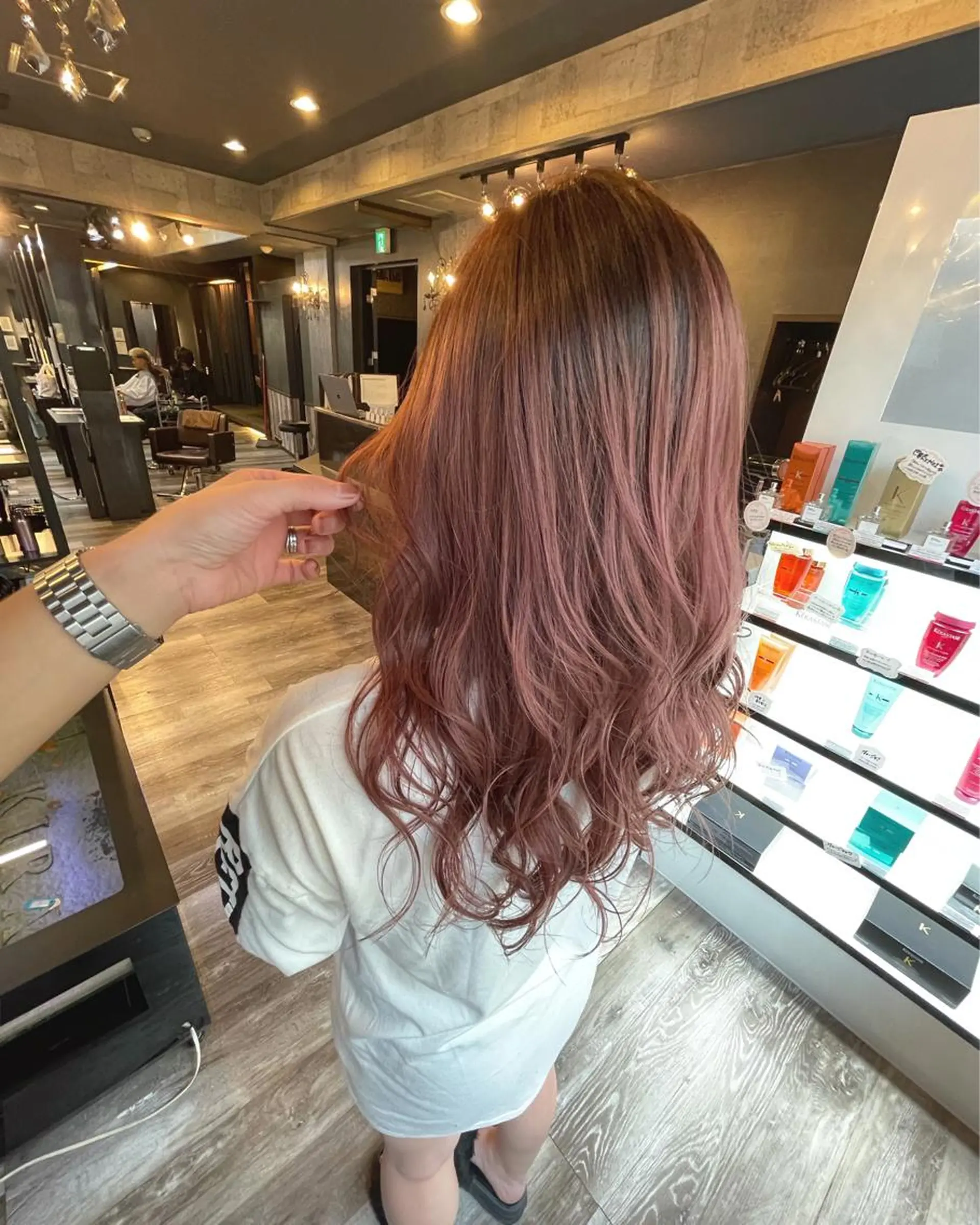 セミロング シールエクステ ボブ エクステ 外国人風カラー ハイライト KIRA スズキ タクヤ／店長のヘアスタイル