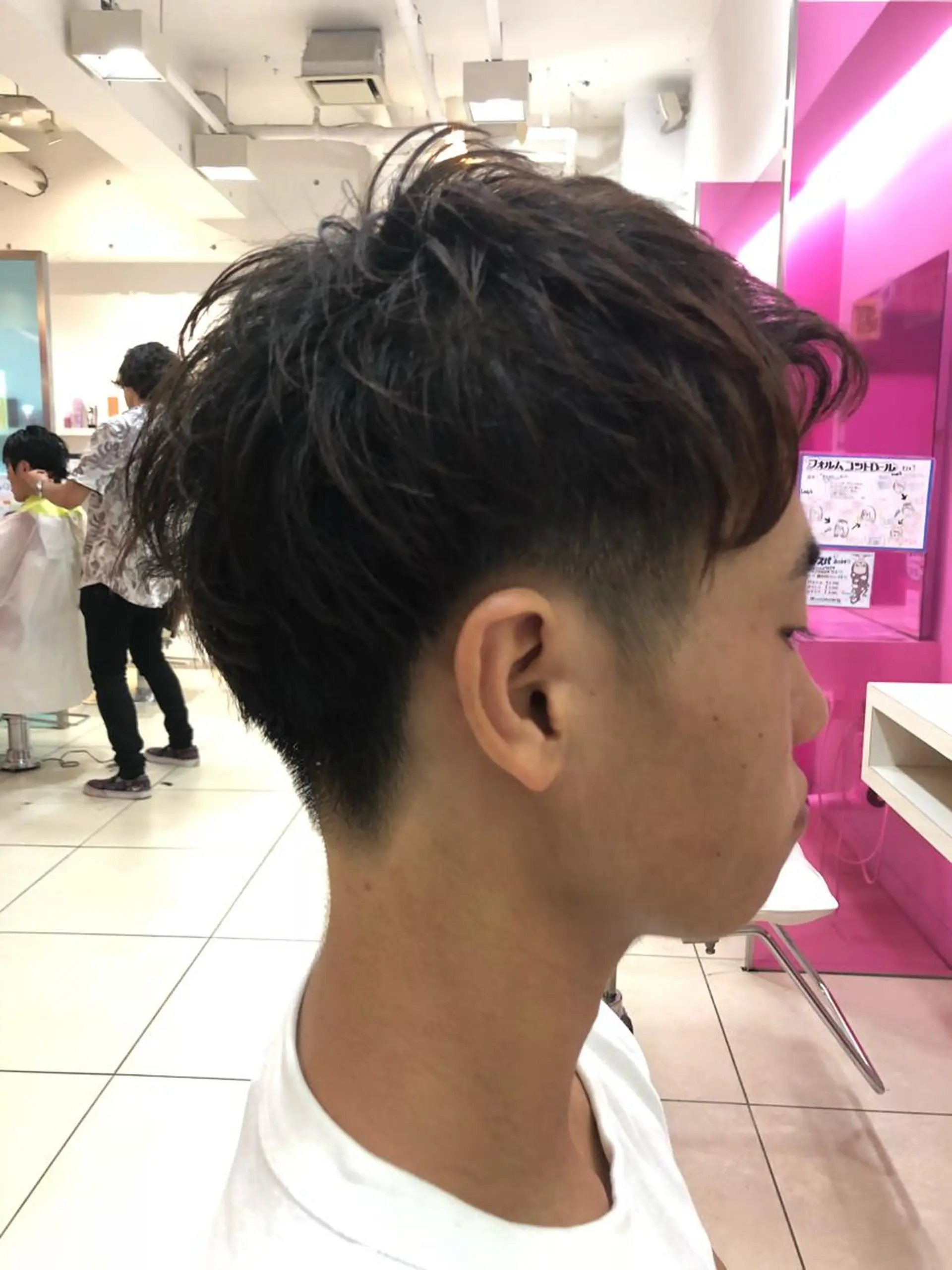 ショート メンズ 髪質改善× 白髪ぼかし溝江のヘアスタイル