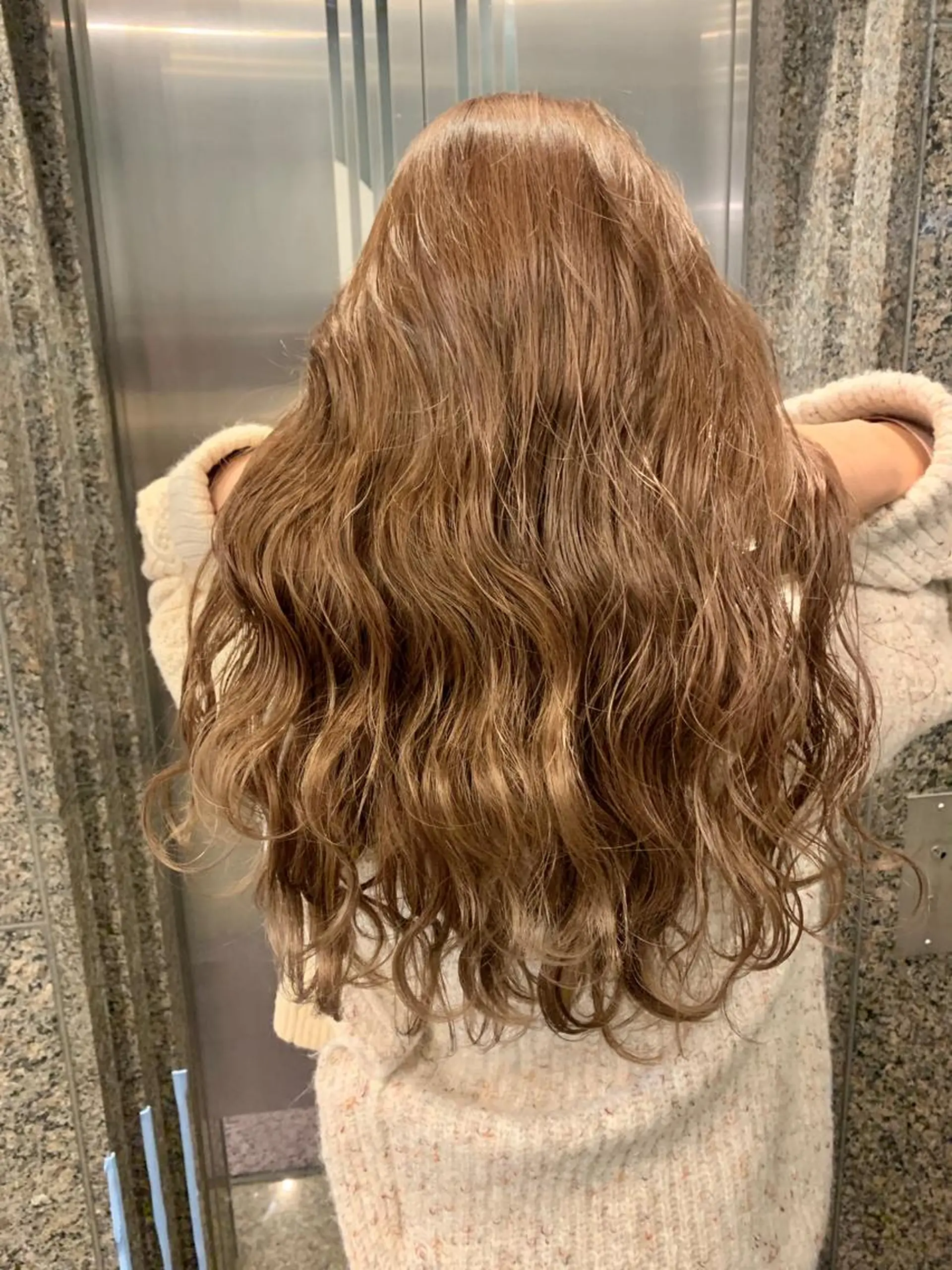 ロング アッシュ 外国人風カラー ハイライト レイヤーカット ヘアカラー ブリーチ＆カラーが 得意☀️望月宣雄☀️のヘアスタイル