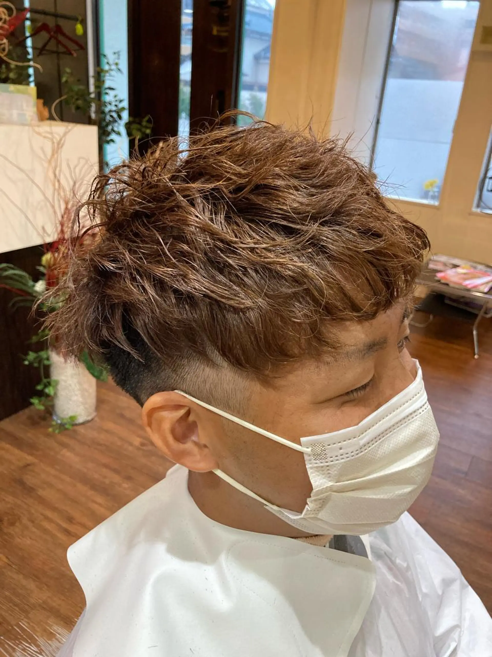 カラー パーマ メンズ メンズパーマ パーマが得意な【最高 悠斗】のヘアスタイル