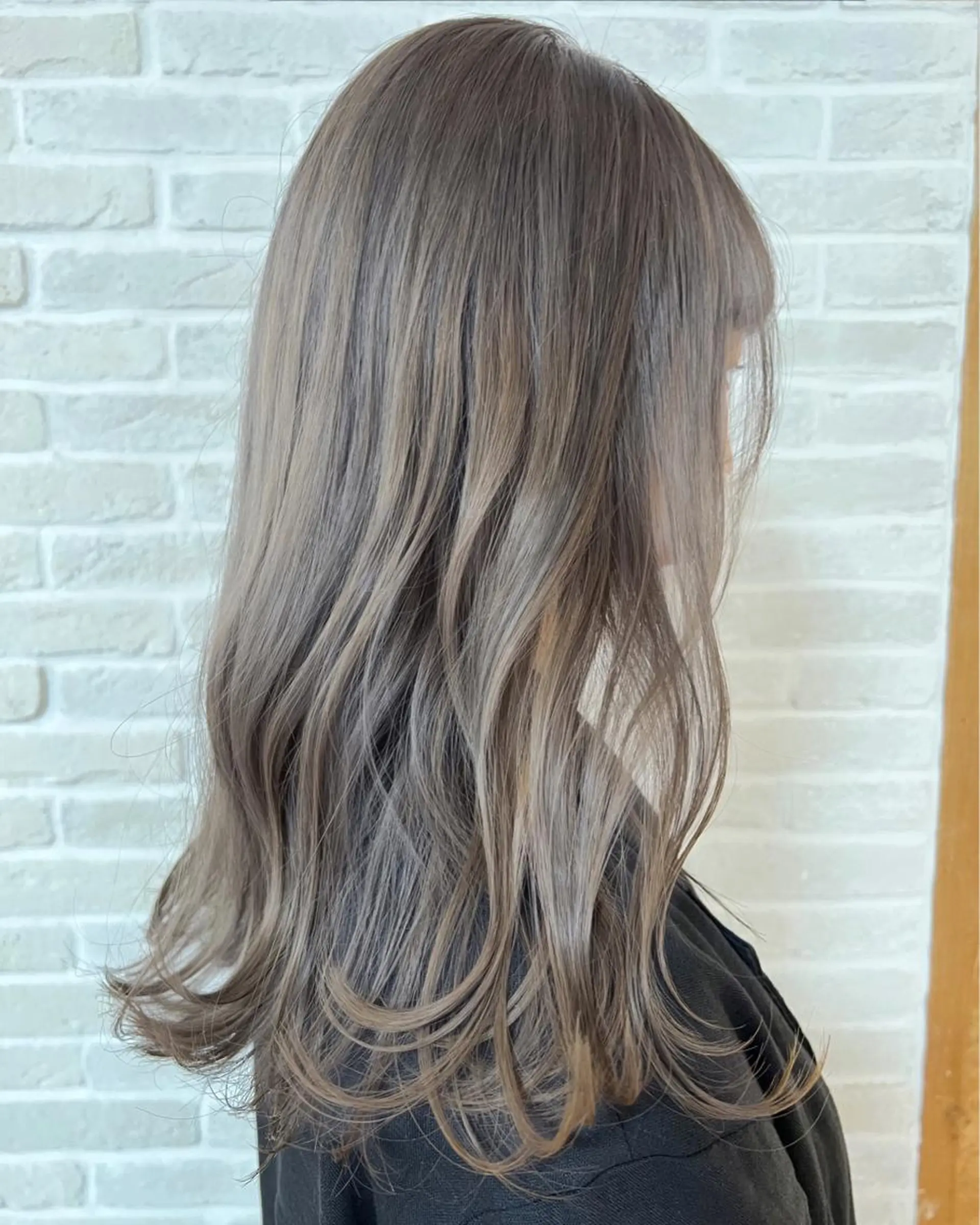 カラー グレージュ Topstylist YUKIのヘアスタイル