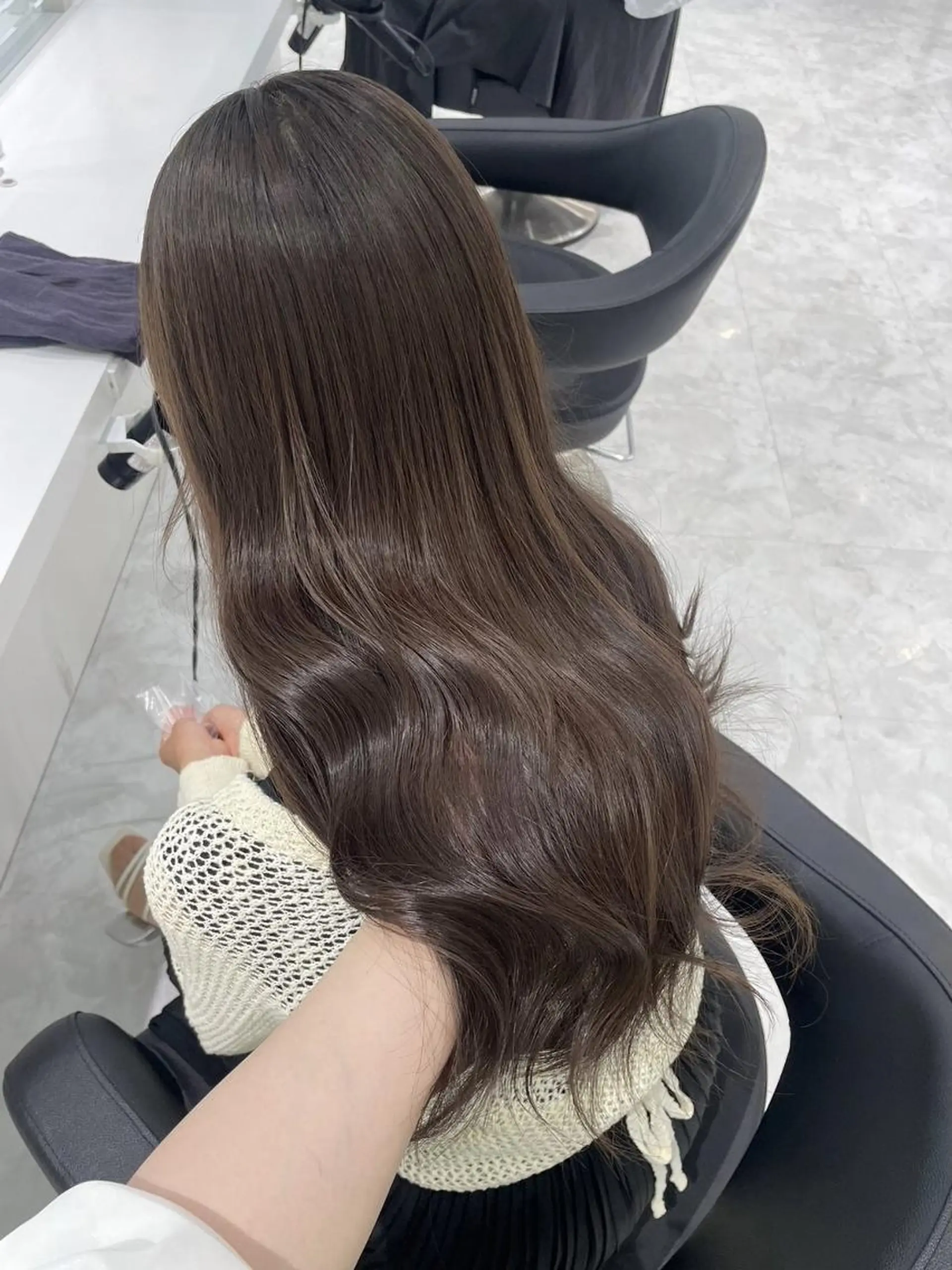 カラー 🪞韓国🤍大人っぽ 艶髪🤍FRUITSのヘアスタイル