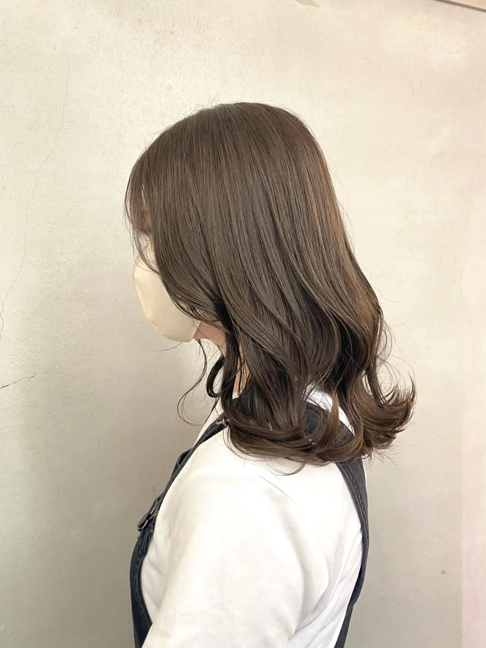 ミディアム カラー とびまつ /ショート/脱白髪染のヘアスタイル