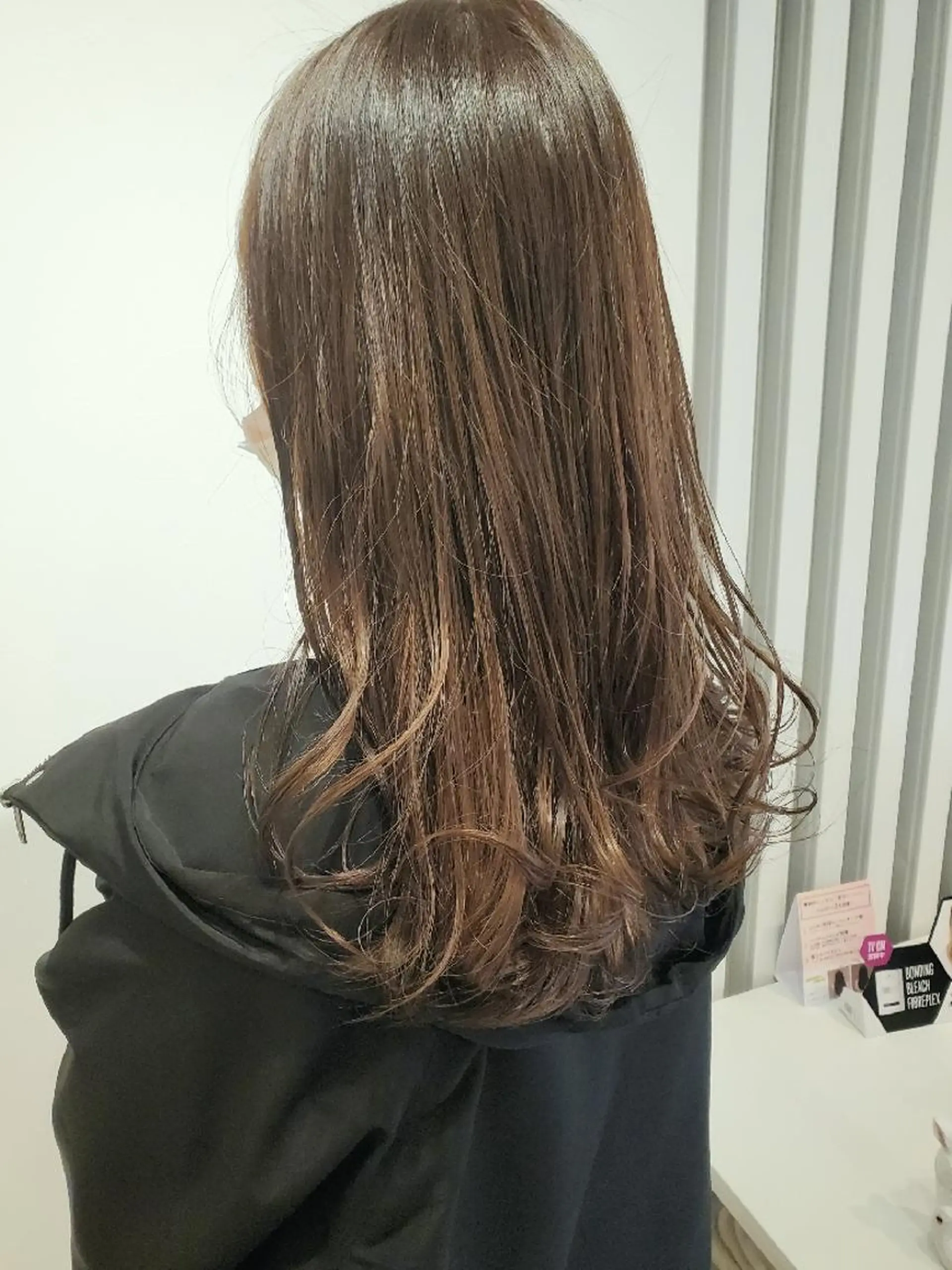 セミロング カラー ヘアアレンジ ベージュカラー ブリーチ ケアブリーチ 透明感カラー ダブルカラー 北九州美容室 🕊️わかな✂︎のヘアスタイル