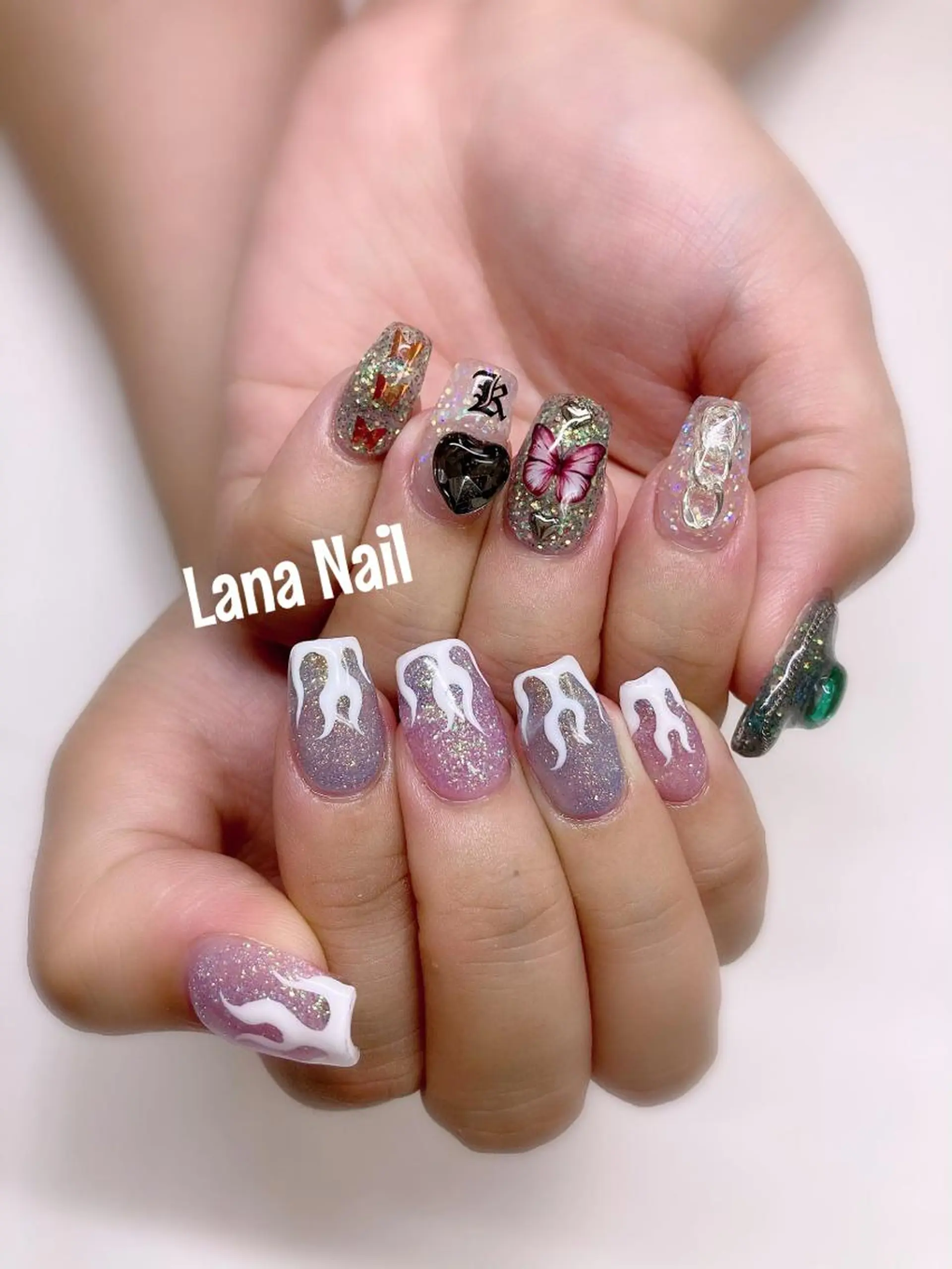 ネイル スカルプネイル Lana Nailのネイルデザイン