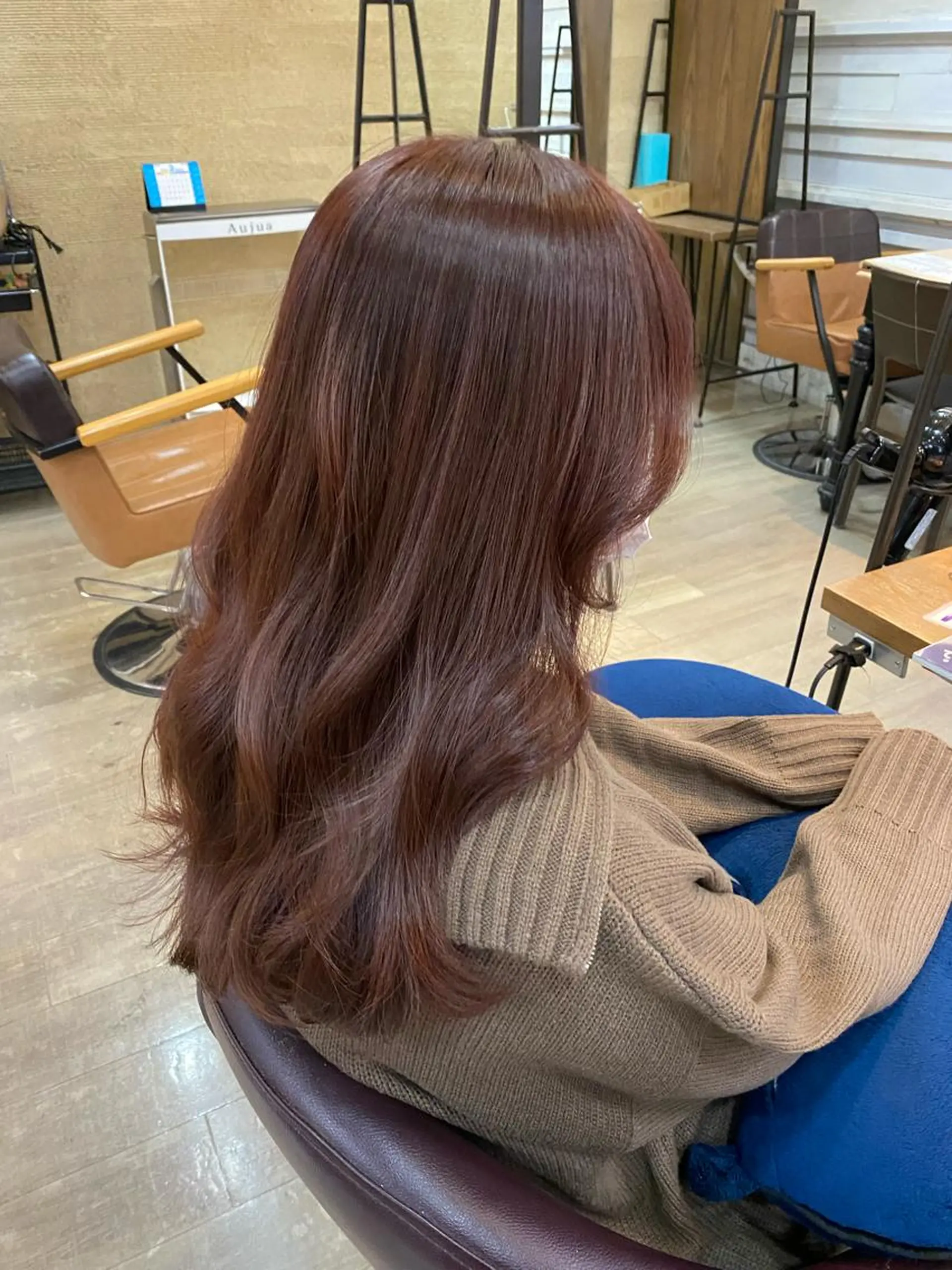 セミロング ELEN 新百合ヶ丘のヘアスタイル