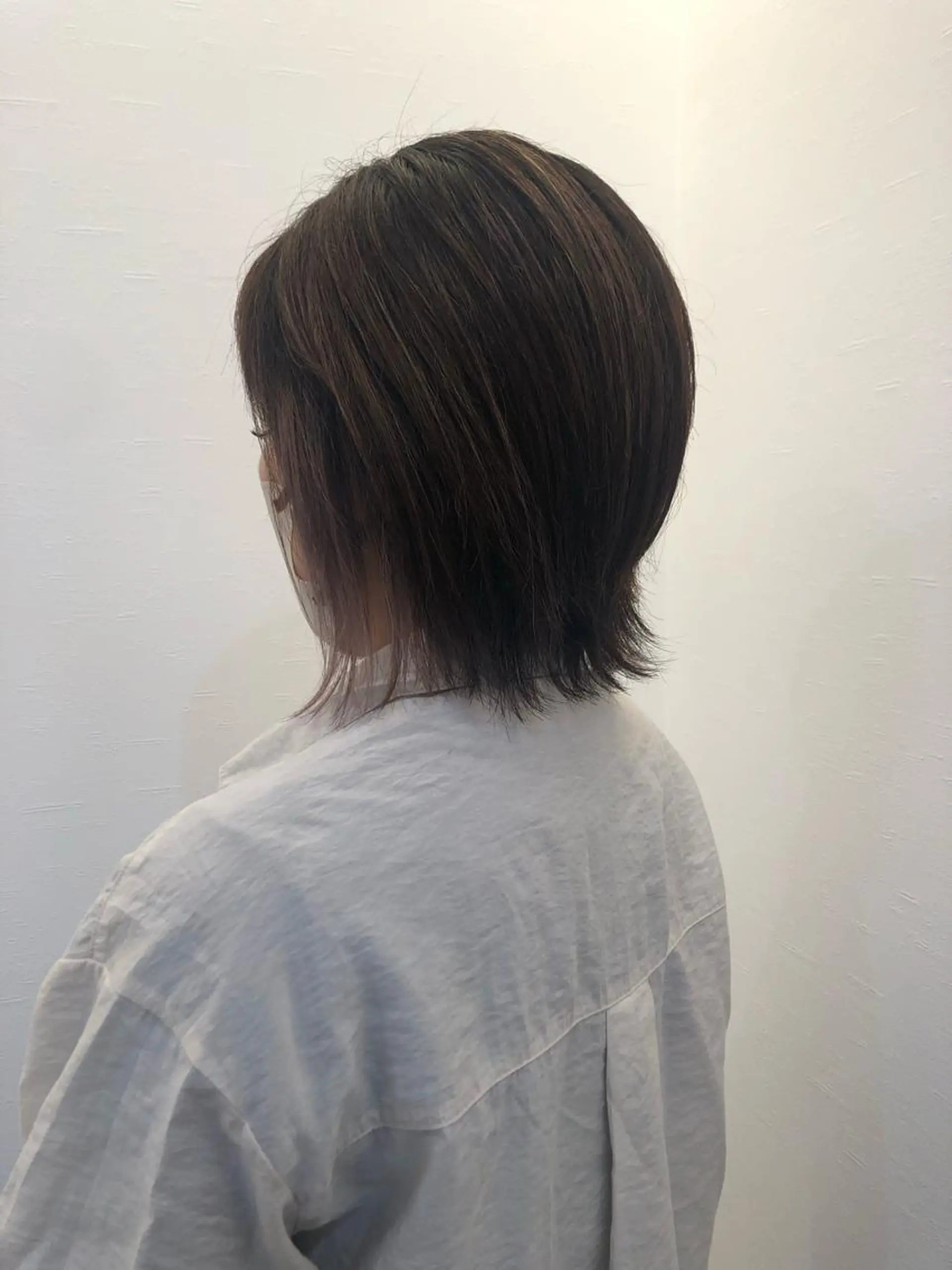 ミディアム ツノガイ エリのヘアスタイル