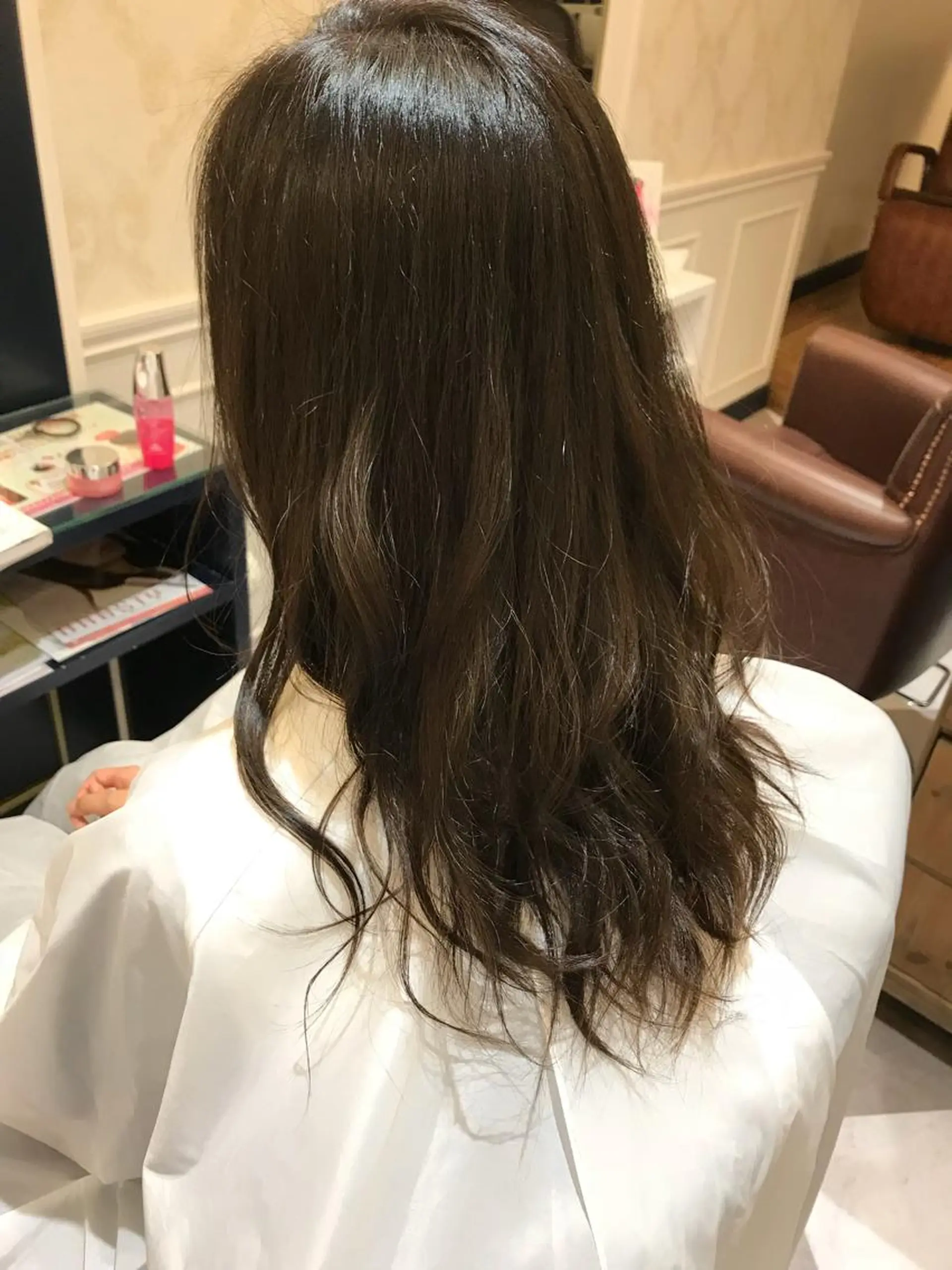 ロング カラー 粟田 めぐみのヘアスタイル
