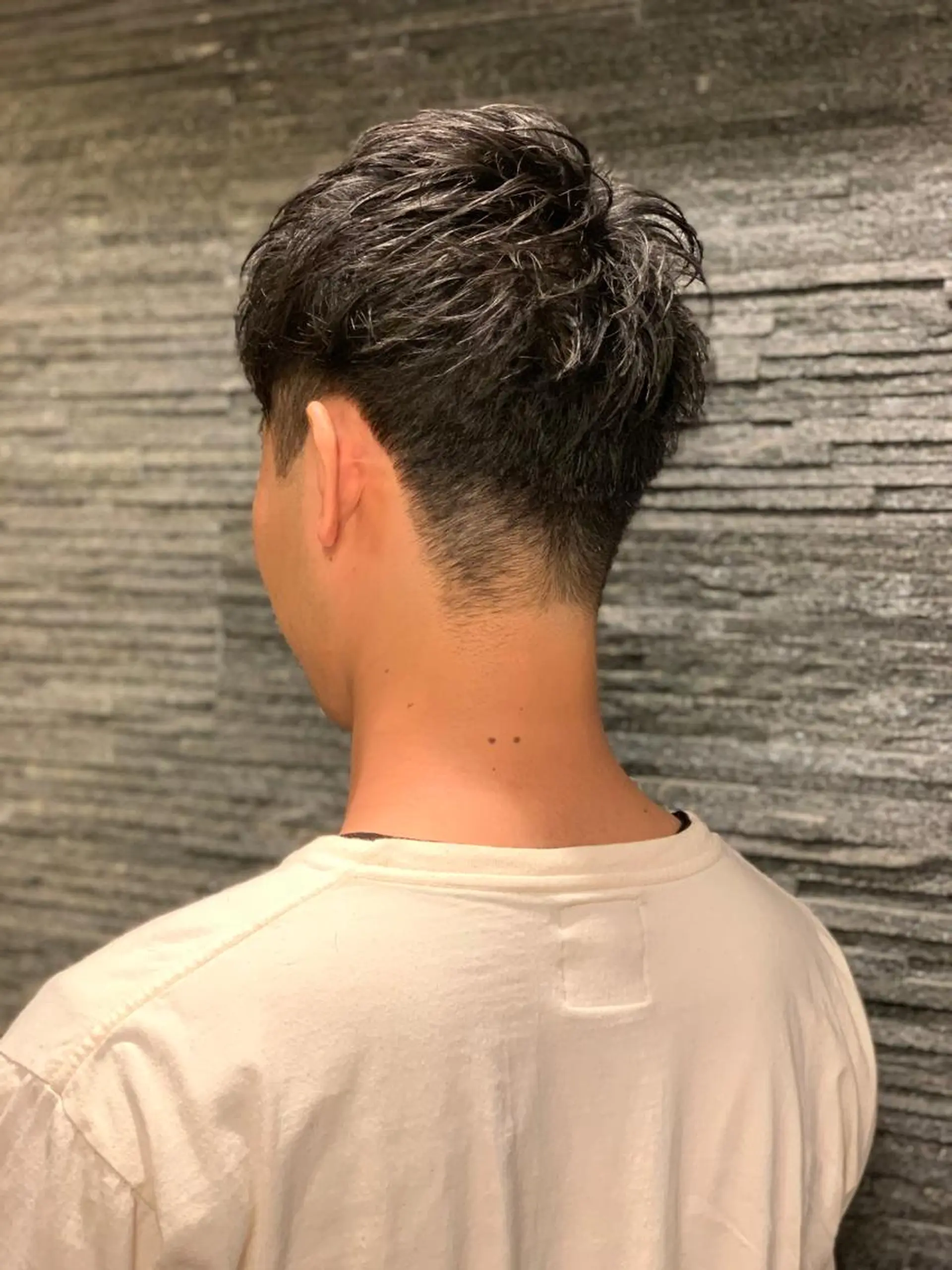 ミディアム メンズ HIROGINZAプレミアムバーバー赤坂店所属・田中 千恩のヘアスタイル