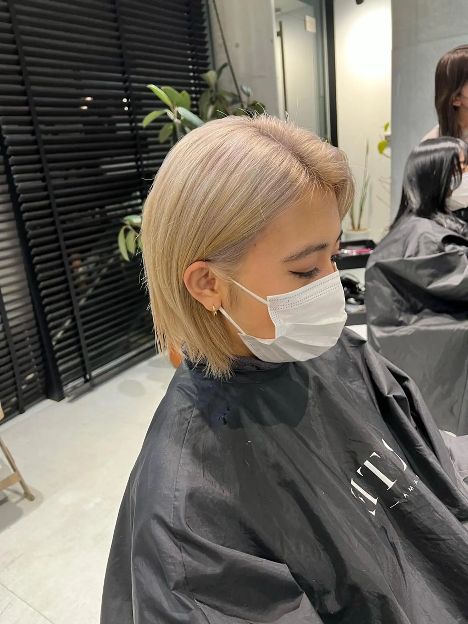 ショート カラー カット ヘアカラー トリートメント 赤みゼロ/透明感 カラー🌿KANTAのヘアスタイル