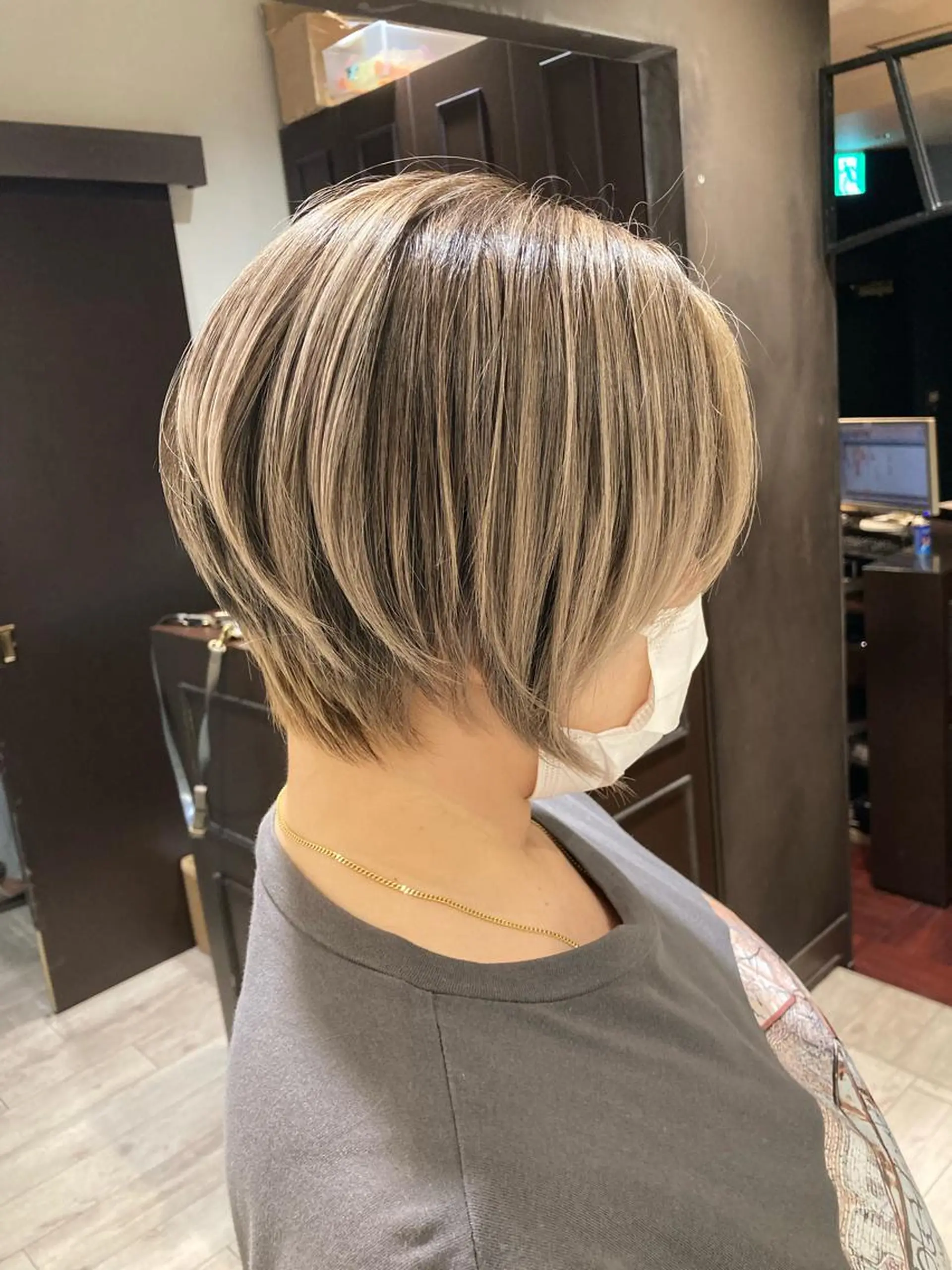 ショート 曲がる縮毛矯正 LIBER 　岩名のヘアスタイル