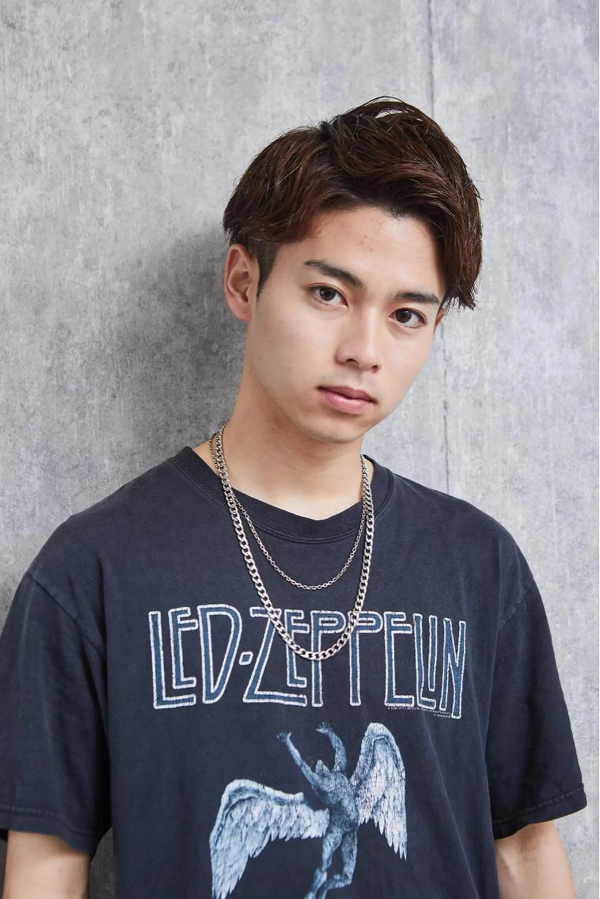 ショート パーマ 𝙱𝙻𝙴𝙽 𝚋𝚢 𝚍𝚘𝚝.所属・🤍BLEN 窓🤍のヘアスタイル