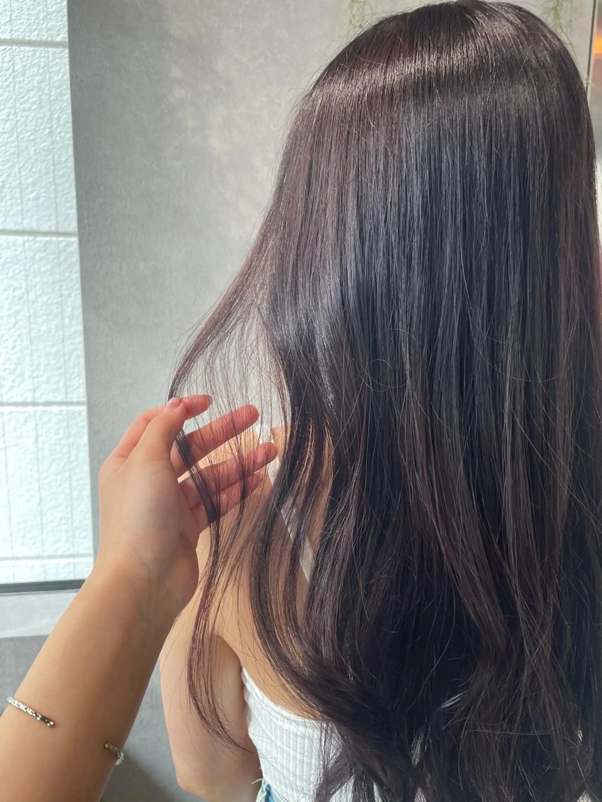 ロング カラー ブラウンカラー ピンクカラー ヘアカラー ナチュラル透明感🌱 小山美樹子のヘアスタイル