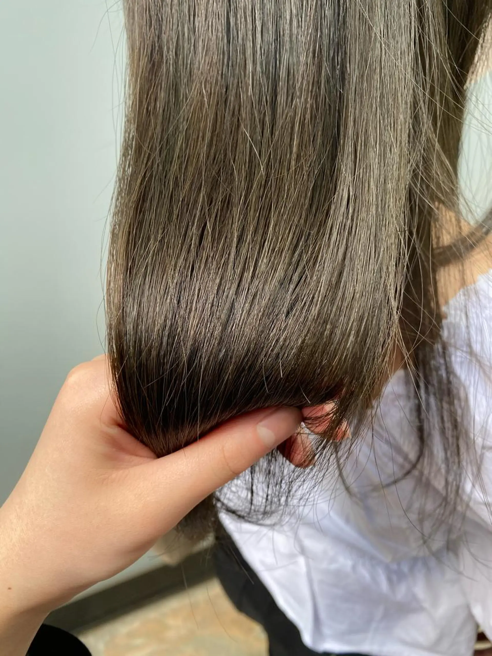 セミロング カラー 透明感カラー オリーブカラー グレージュ/レイヤー /韓国ヘア/RISAのヘアスタイル