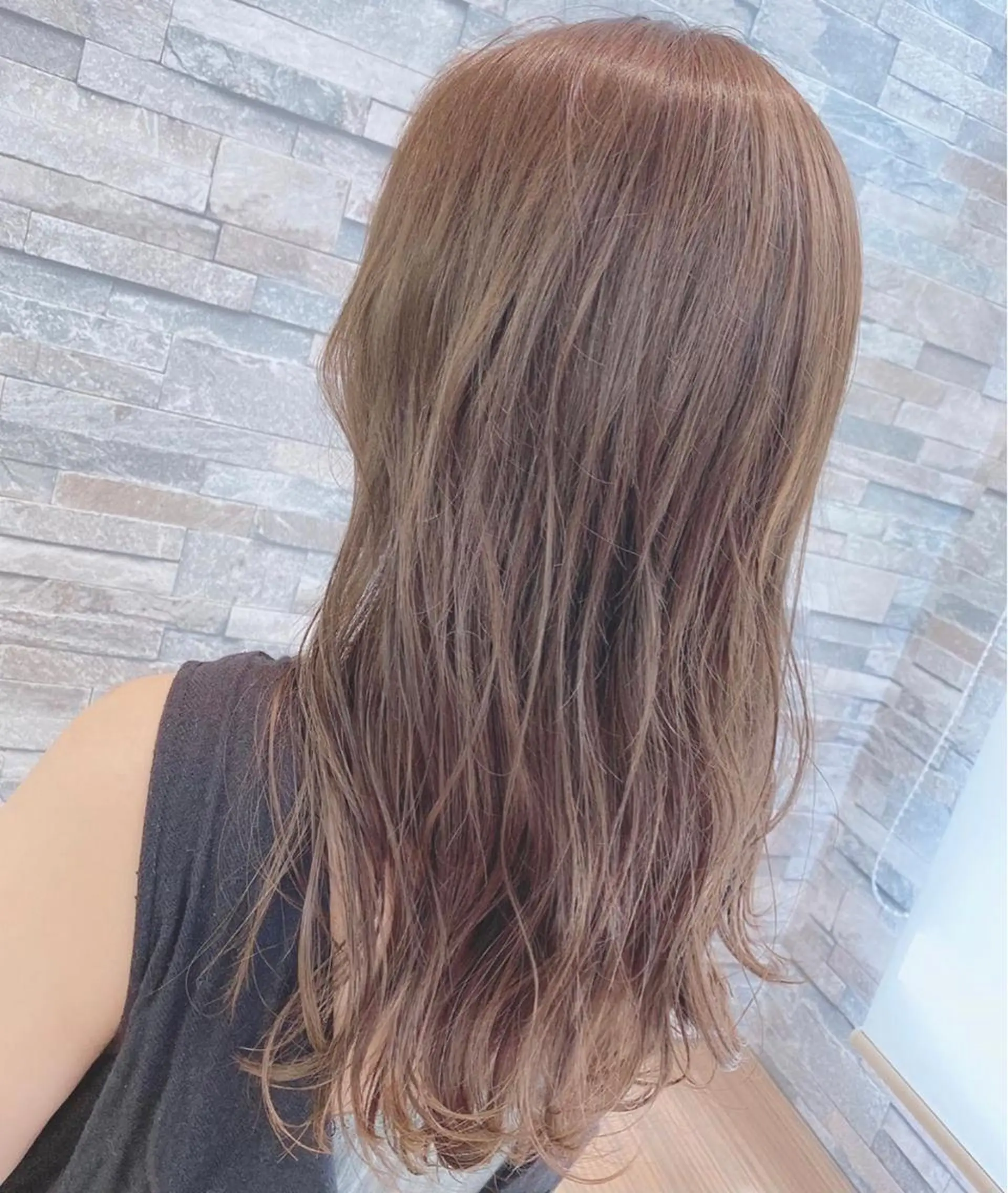 ロング カラー 蟹江 聡太✨レイヤーカットのヘアスタイル