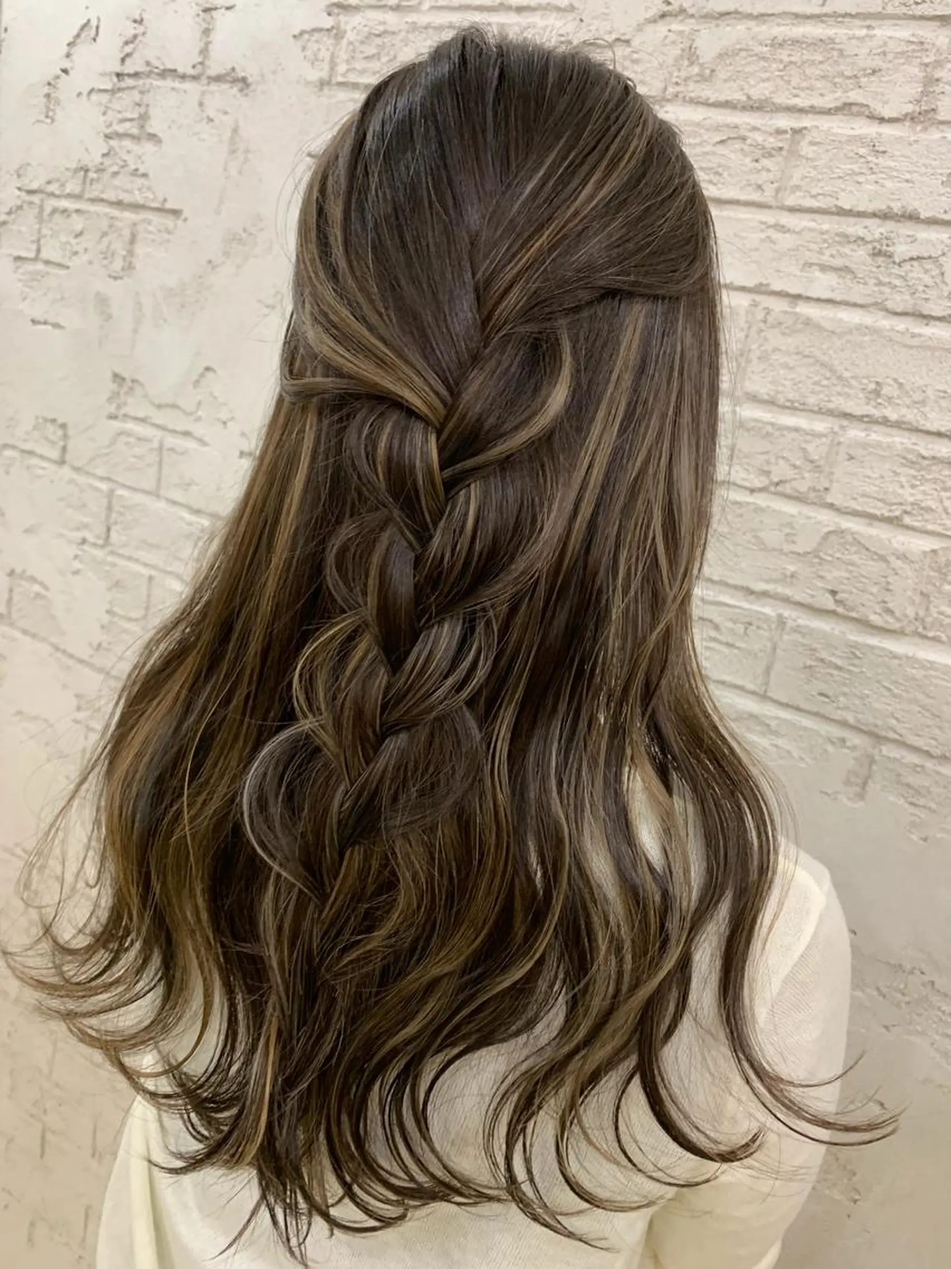 ロング ハイライト 🇺🇸ハイライト特 化美容師🇺🇸漆沢のヘアスタイル