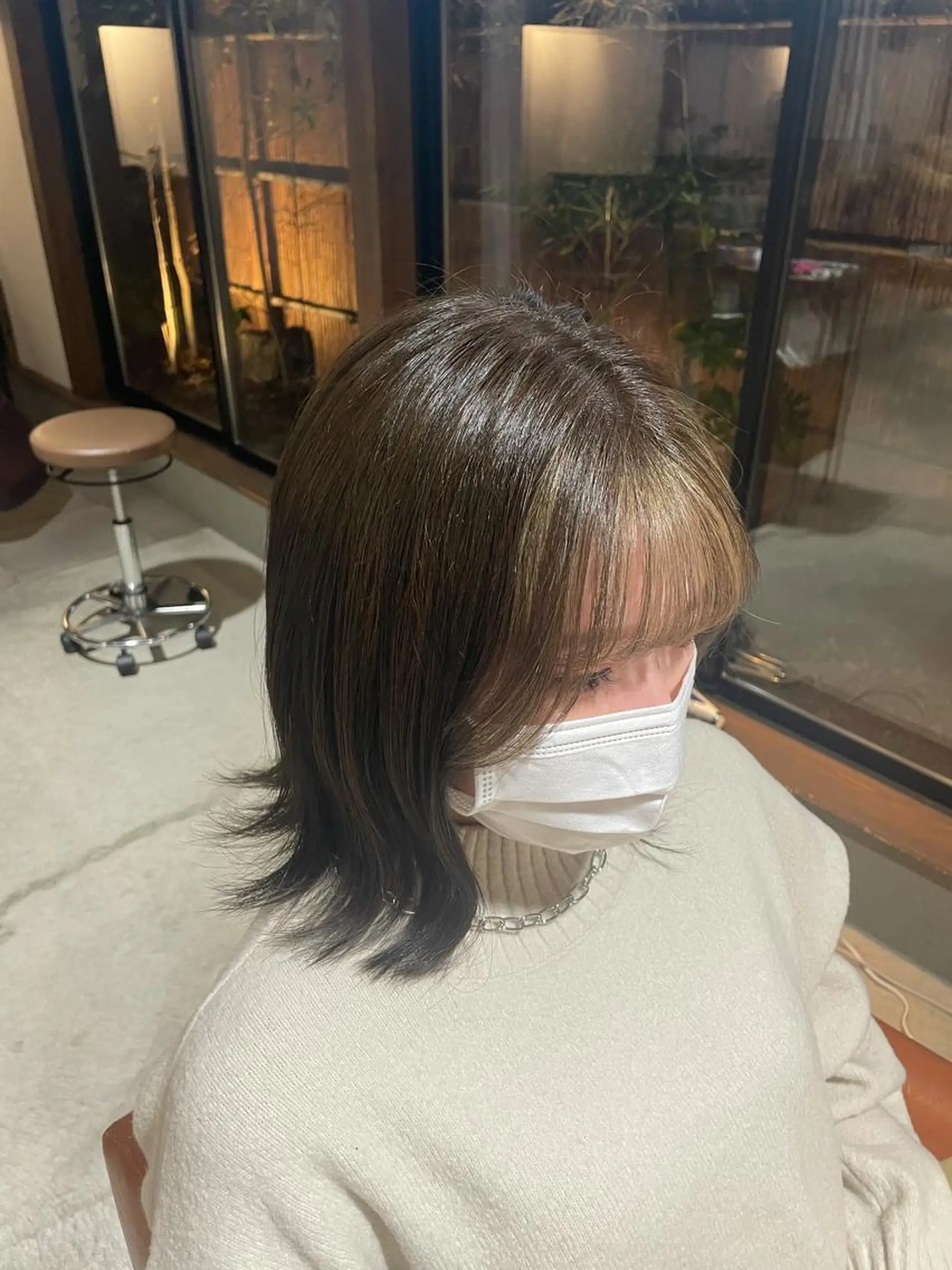 ミディアム 顔周りカット ブリーチ🌟リタッチ 🎠KANON🎡のヘアスタイル