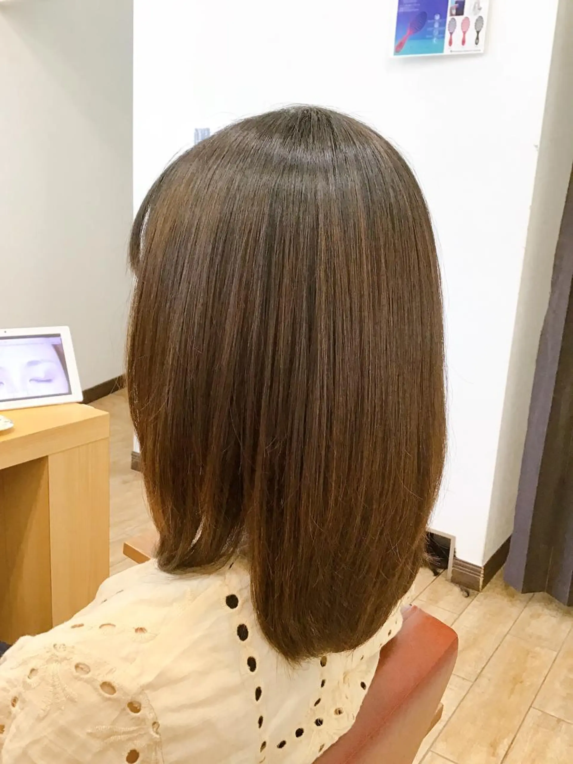 セミロング 髪質改善 トリートメント カット ヘアカラー 工藤 麻知子のヘアスタイル