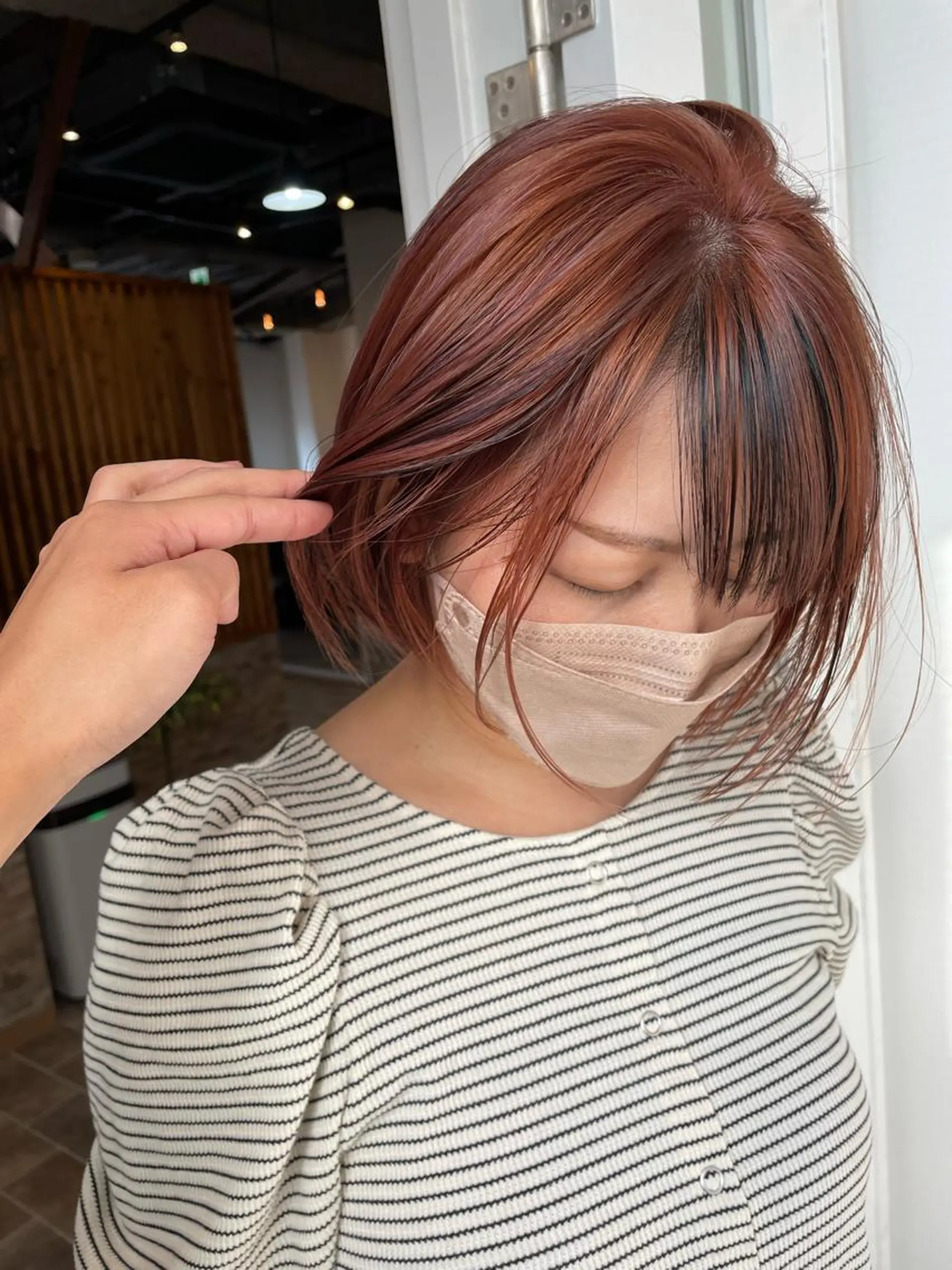 ショート カラー ベージュカラー ピンクカラー ピンクベージュ ヘアカラー YUI/ ブリーチカラー🌷のヘアスタイル