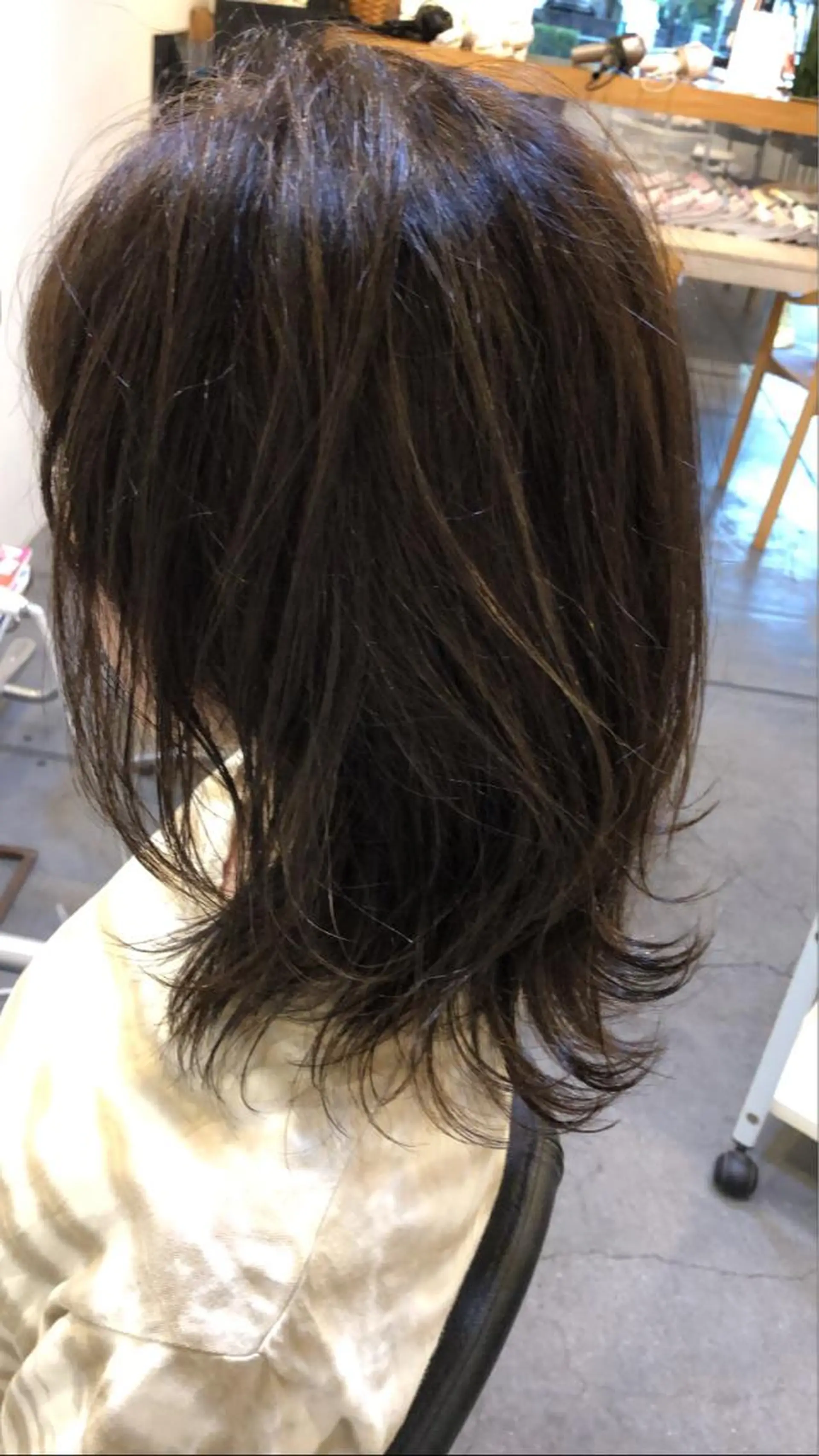 ミディアム ハイライト 村上 楓弥のヘアスタイル