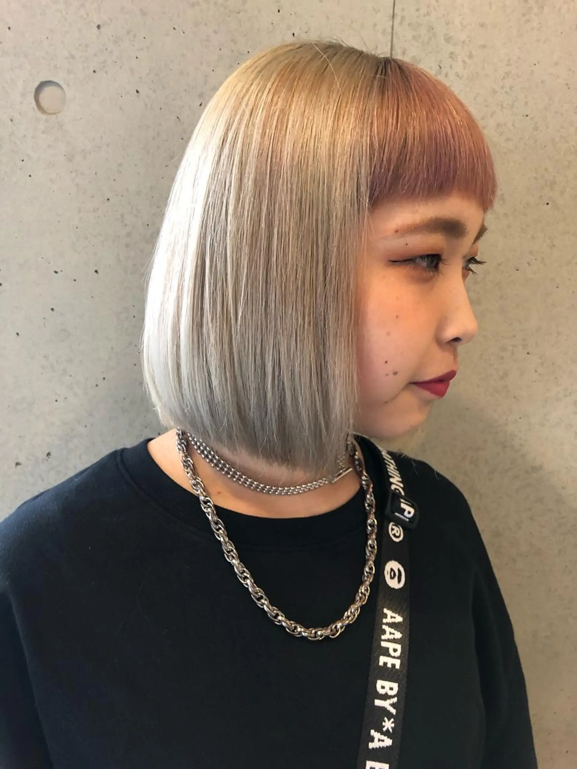 カラー ブリーチ 松本 明日可のヘアスタイル