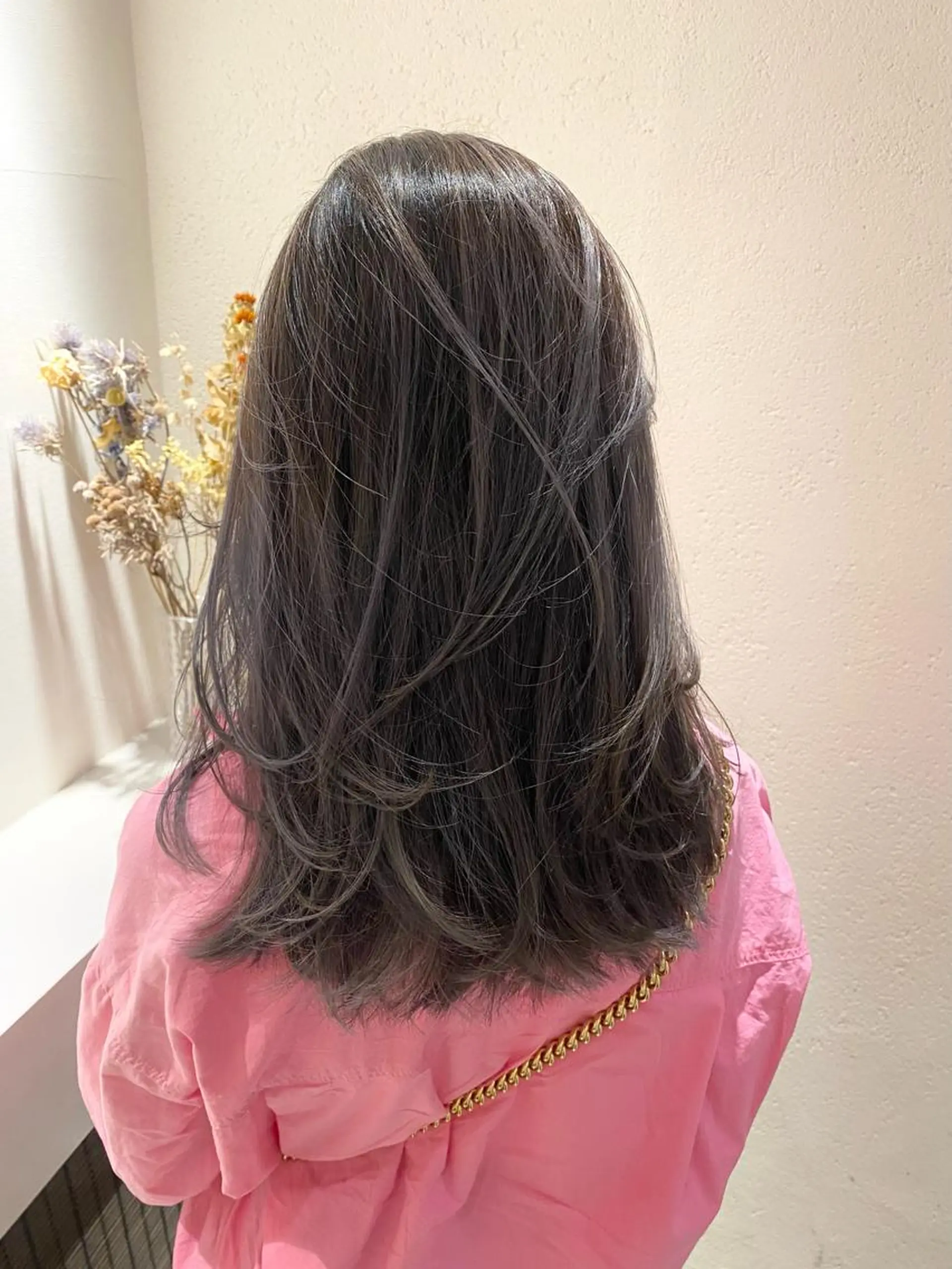 セミロング 艶髪 森田/嵩士のヘアスタイル