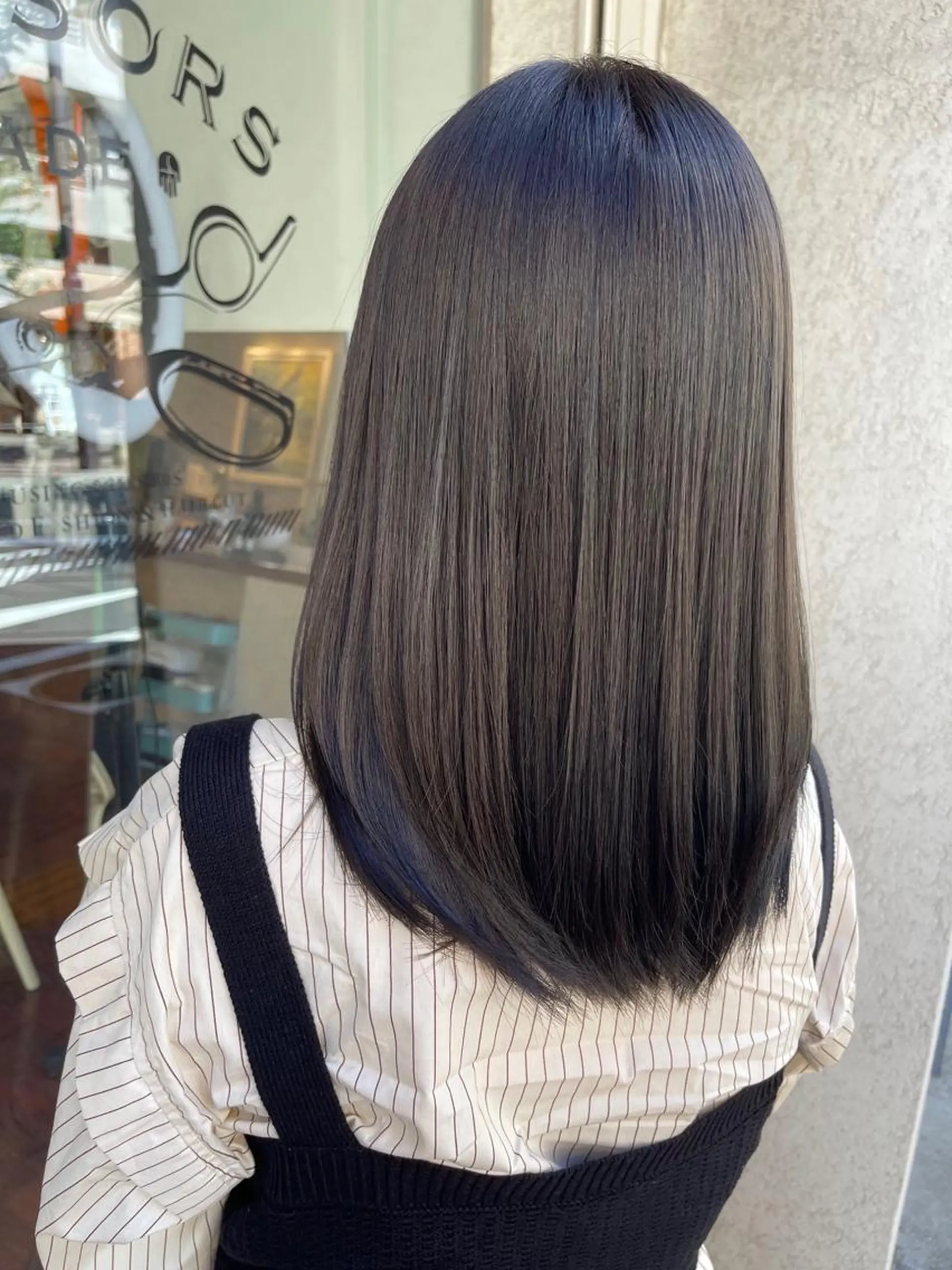 セミロング カラー CoCooN minamiのヘアスタイル