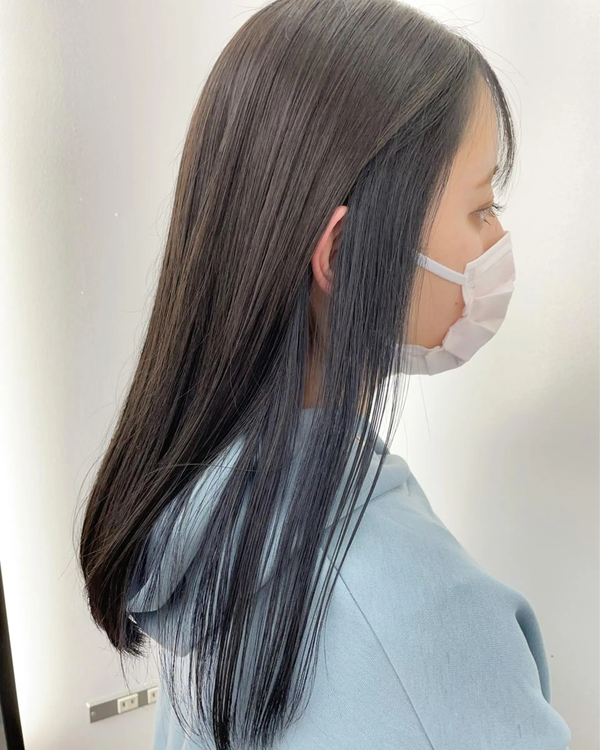 ロング カット ヘアカラー トリートメント 韓国風レイヤー ハイトーンRYOTAのヘアスタイル