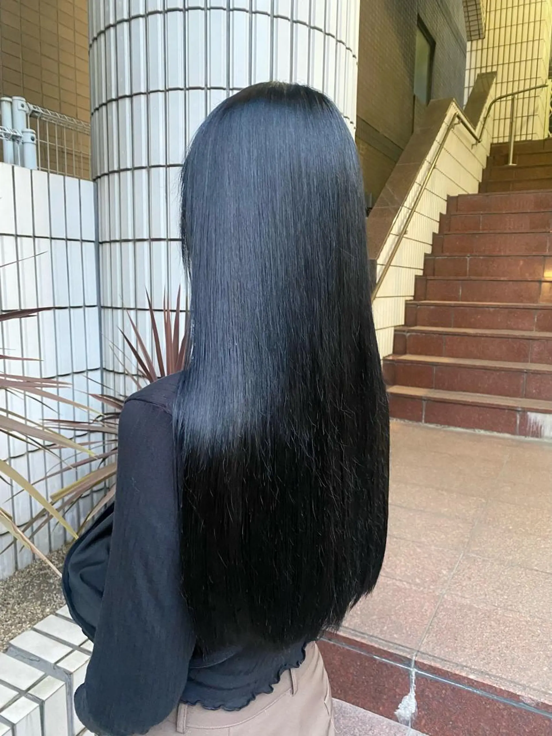 ロング カラー ブリーチ くせ毛 髪質改善 トリートメント ヘアカラー 縮毛矯正 雰囲気引き出す ✨大人レディのヘアスタイル