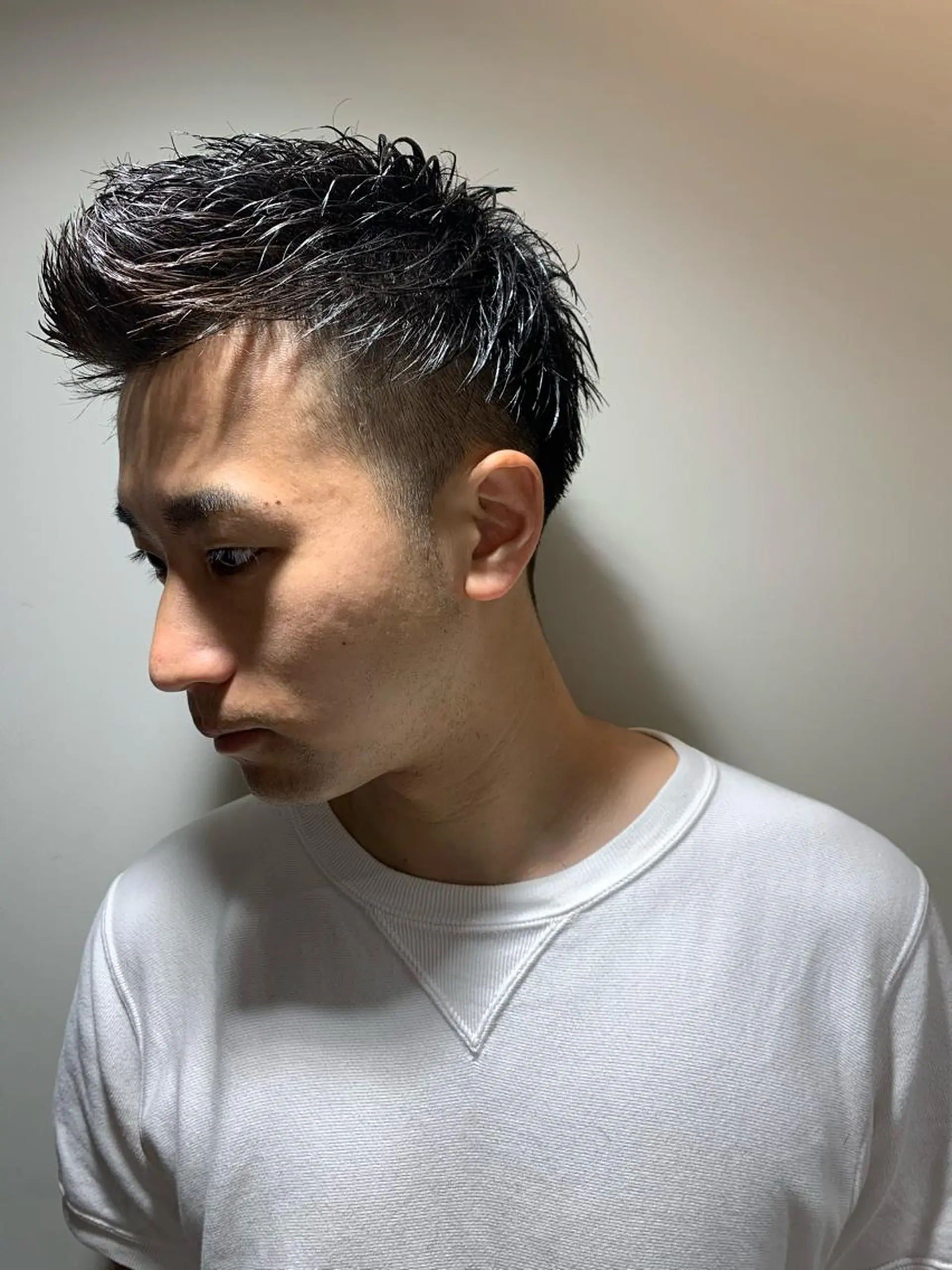ショート カラー パーマ メンズ 長内 健太のヘアスタイル