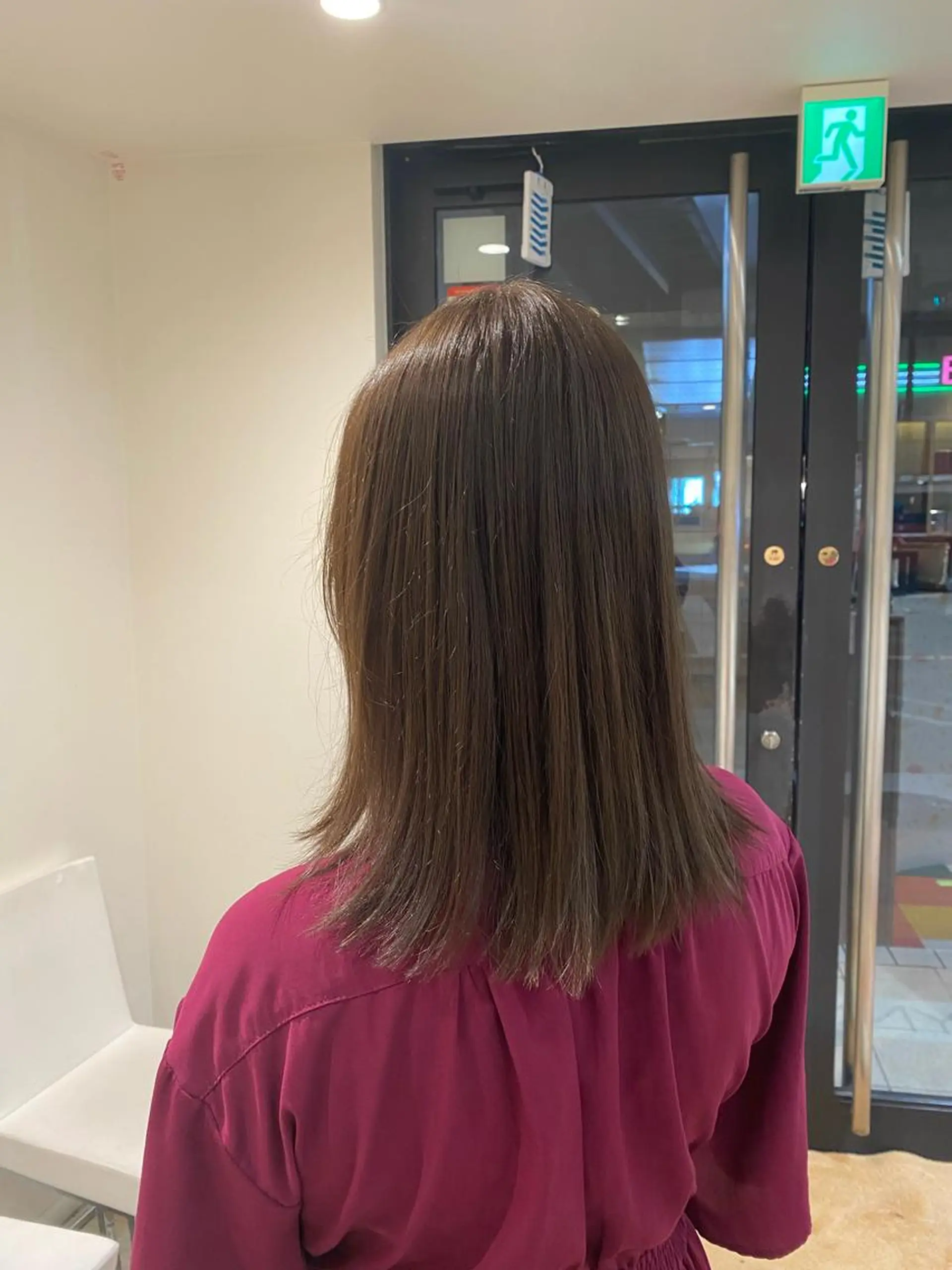 ミディアム カラー アッシュ ベージュカラー 透明感カラー カット ヘアカラー トリートメント 🦋透明感カラー / 森脇 大登のヘアスタイル