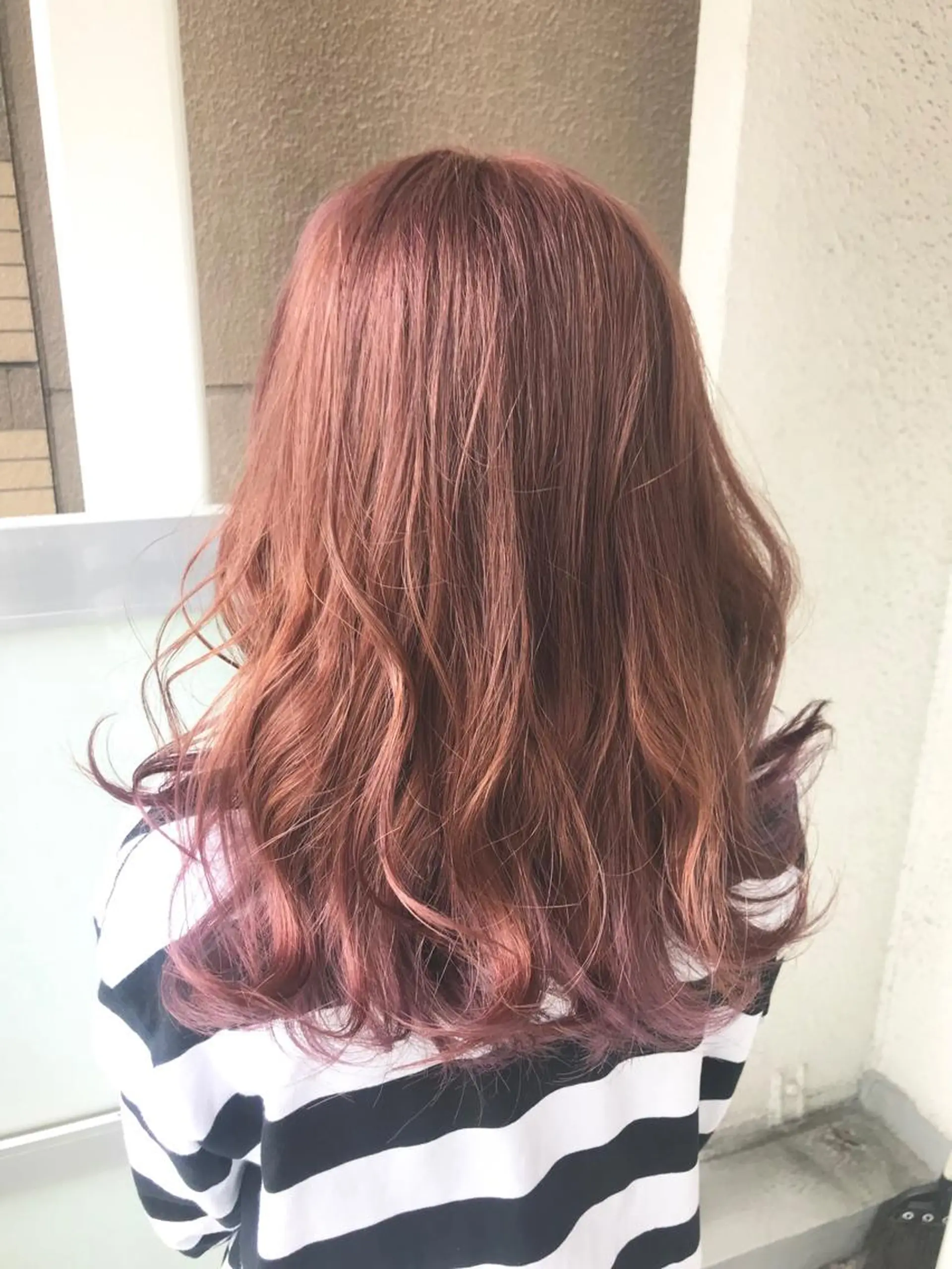 セミロング カラー 岩谷/ブリーチ 🪽透明感カラーのヘアスタイル