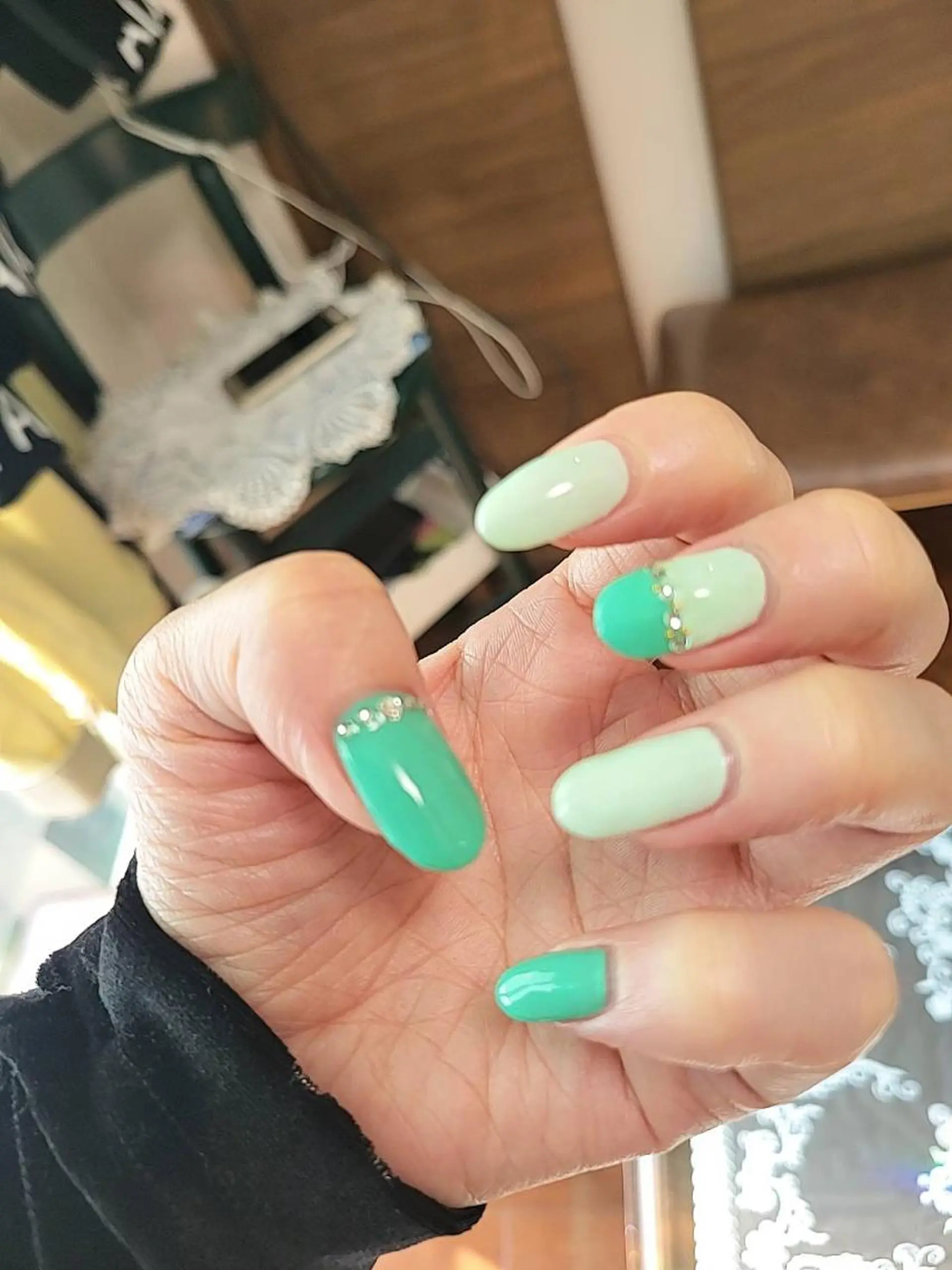 ネイル 松谷 麻里のマツエク・マツパデザイン