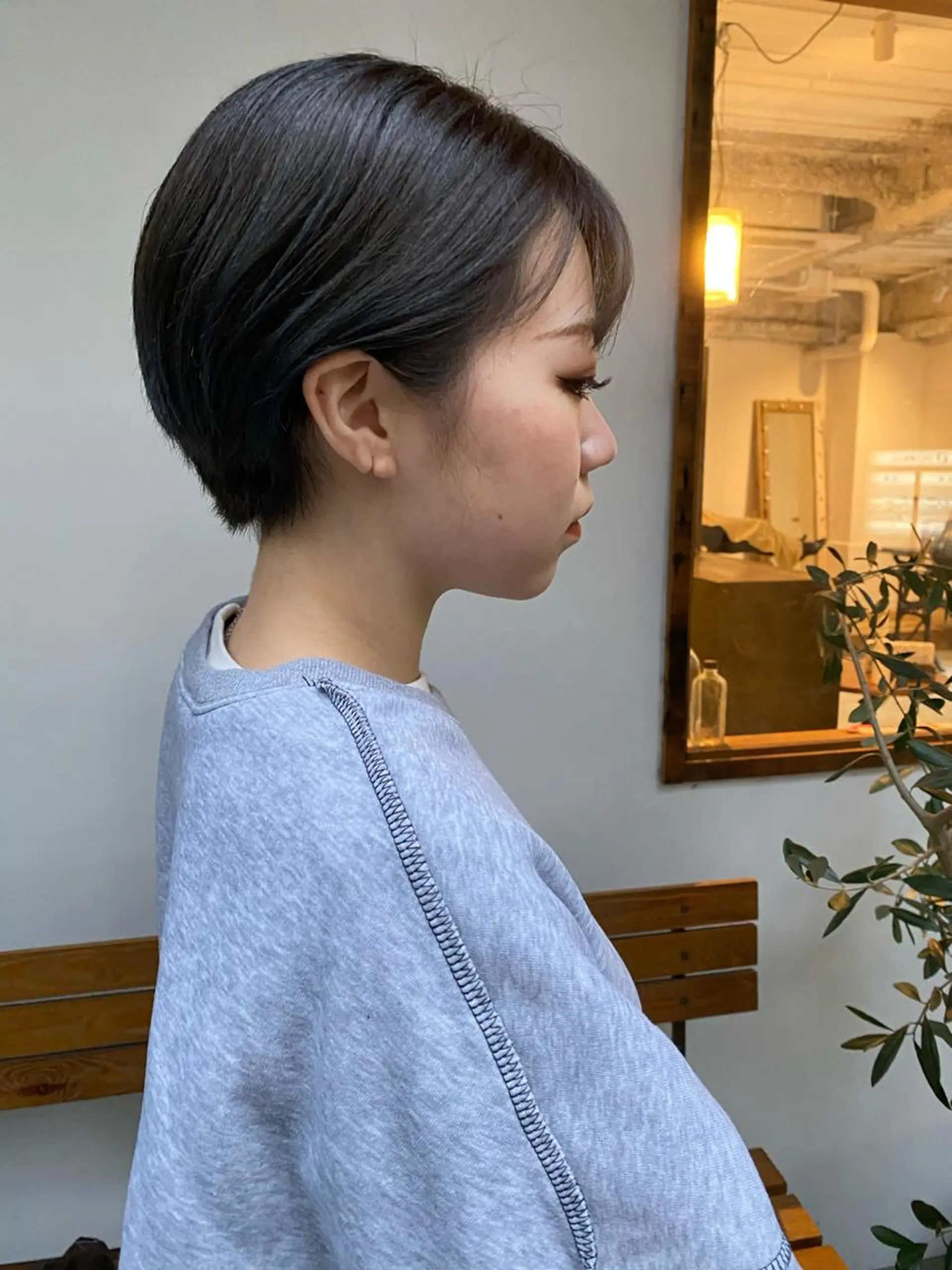 ショート カラー アッシュ アッシュグレー アッシュグレージュ 透明感カラー グレージュ 艶カラー、パーマ 祥一朗　WAWAのヘアスタイル