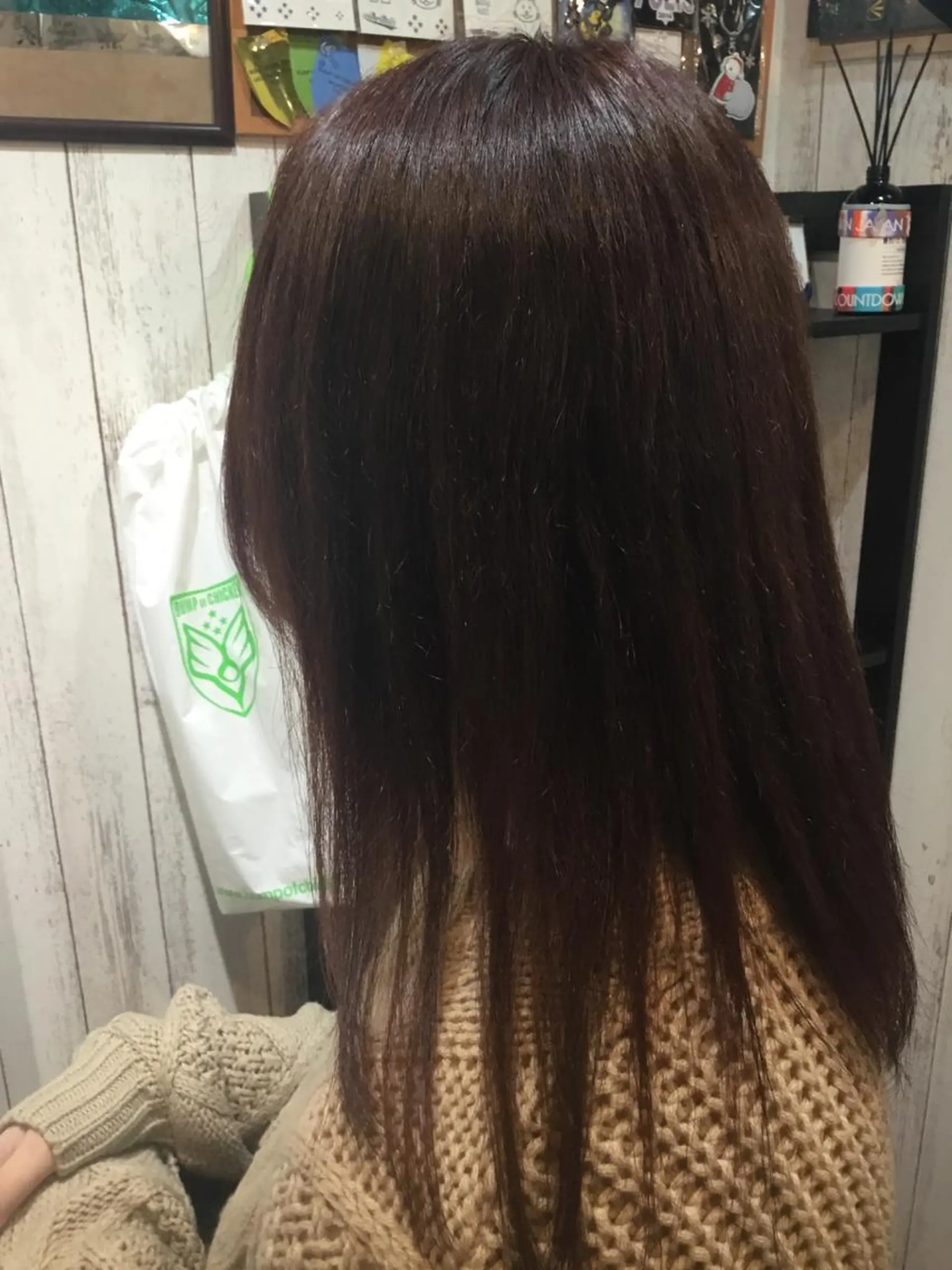 セミロング カラー embrace エンブレイスのヘアスタイル