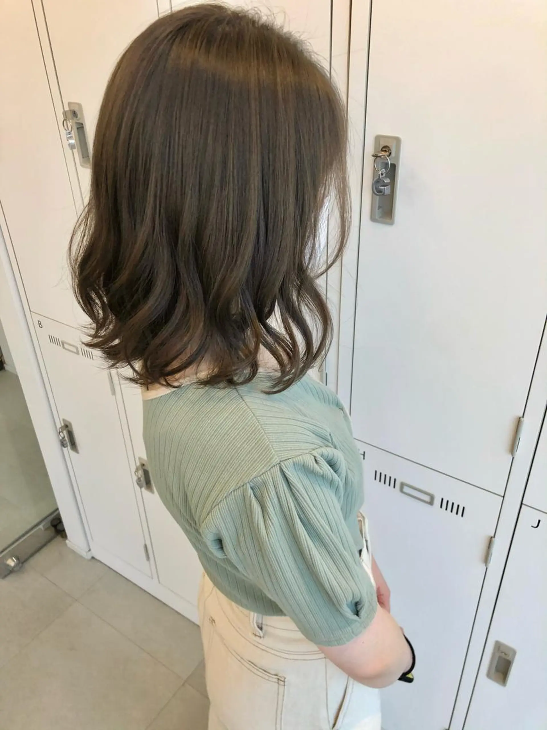 ショート カラー ベージュカラー Saori / さおりのヘアスタイル