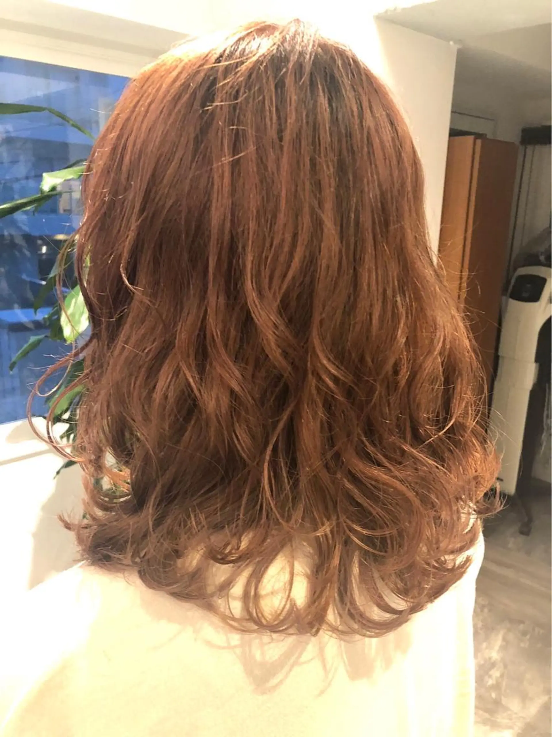 ミディアム カット パーマ 安田 菜摘のヘアスタイル