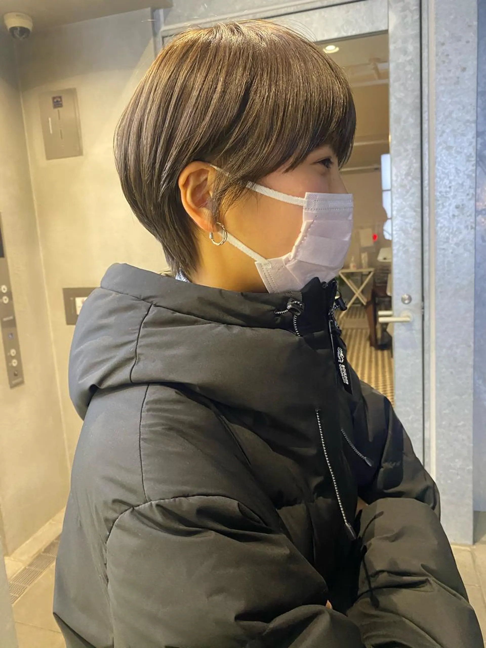 ショート カラー ベージュカラー ショートヘア 永井 素のヘアスタイル