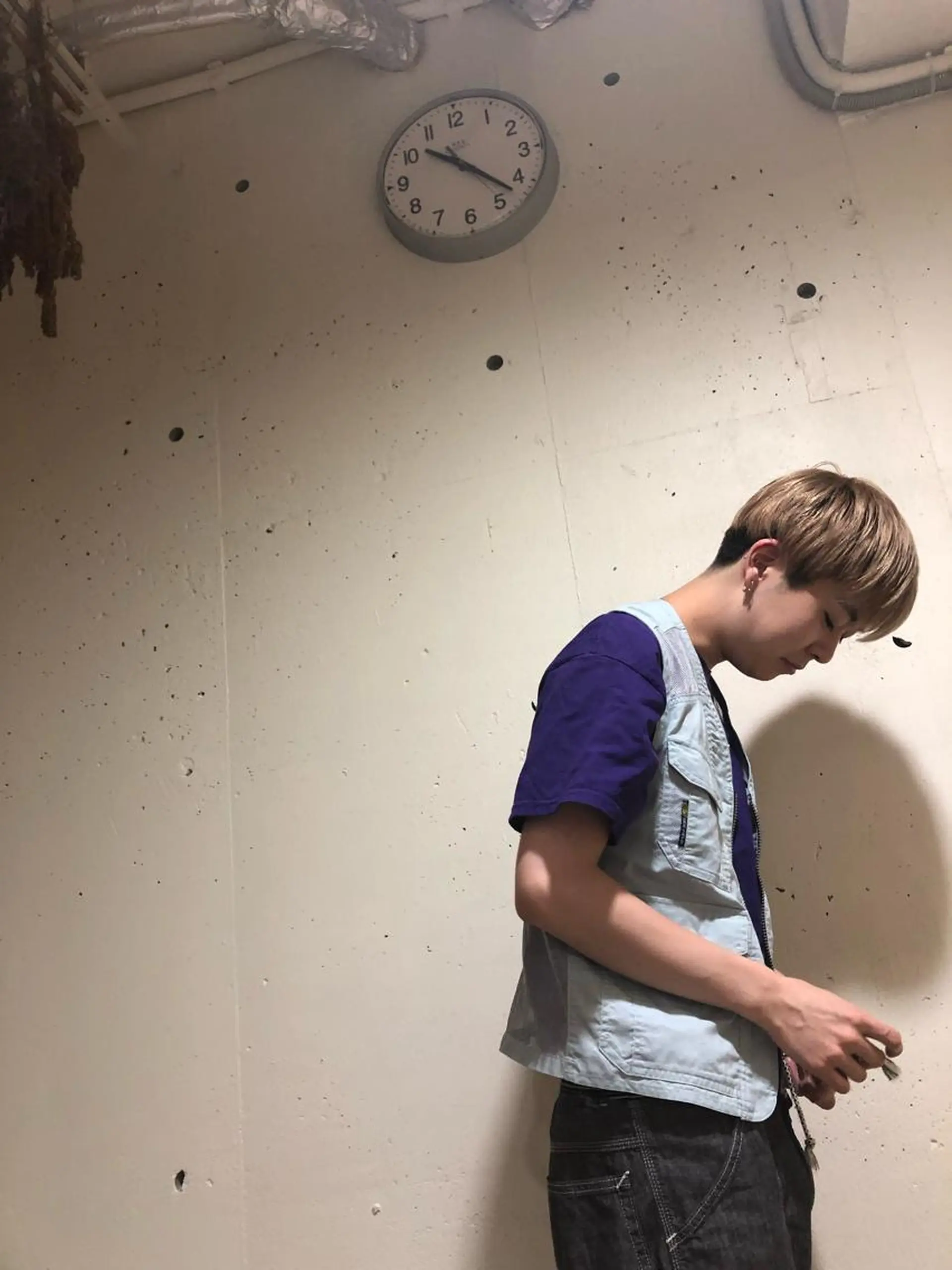 カラー メンズ メンズハイトーン ベージュカラー ハイトーンカラー ハイトーンベージュ パーマ美容師 hanaのヘアスタイル