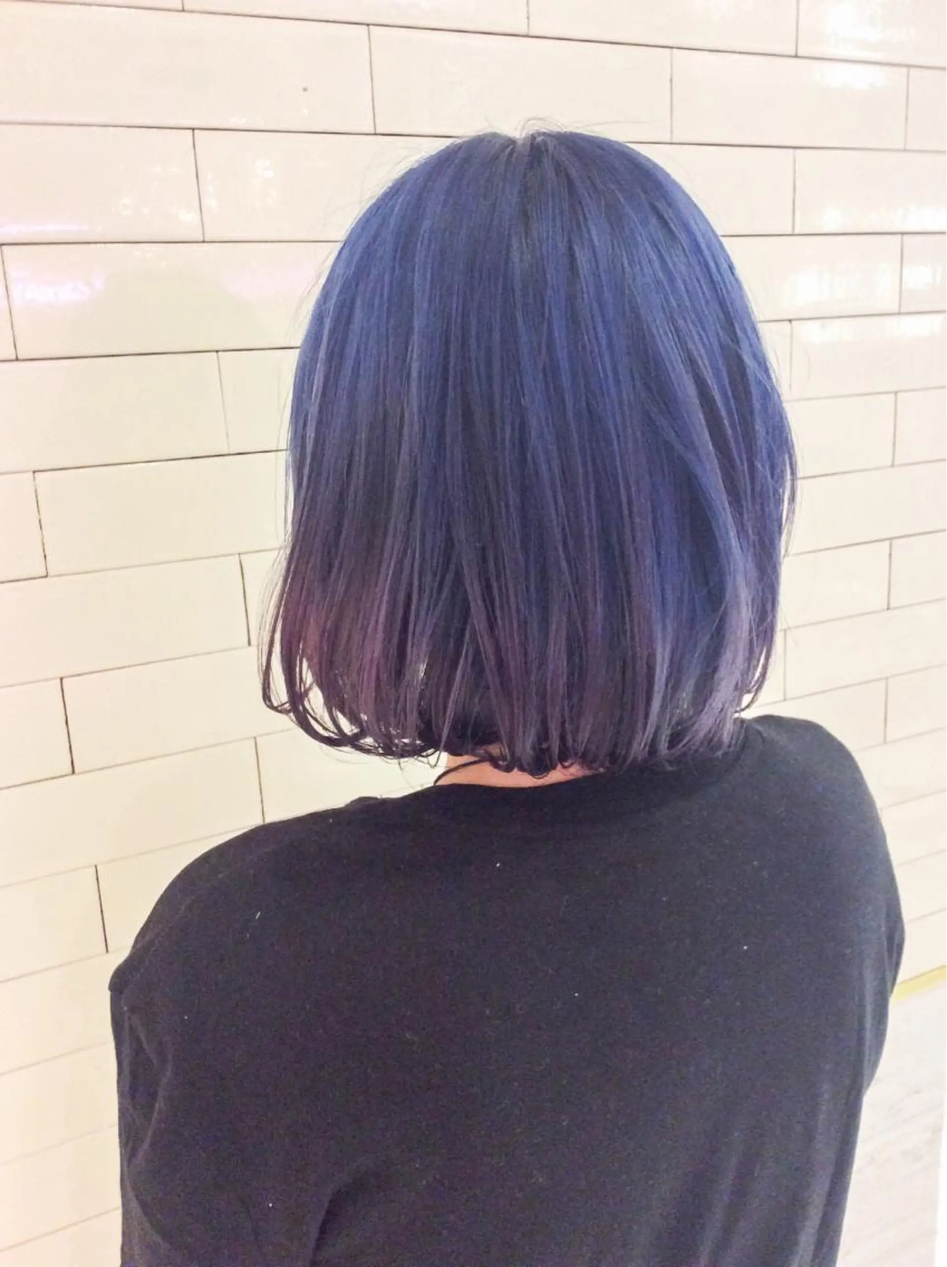 ショート カラー ブルーカラー バイオレットカラー レイヤーカット× 髪質改善たもりのヘアスタイル
