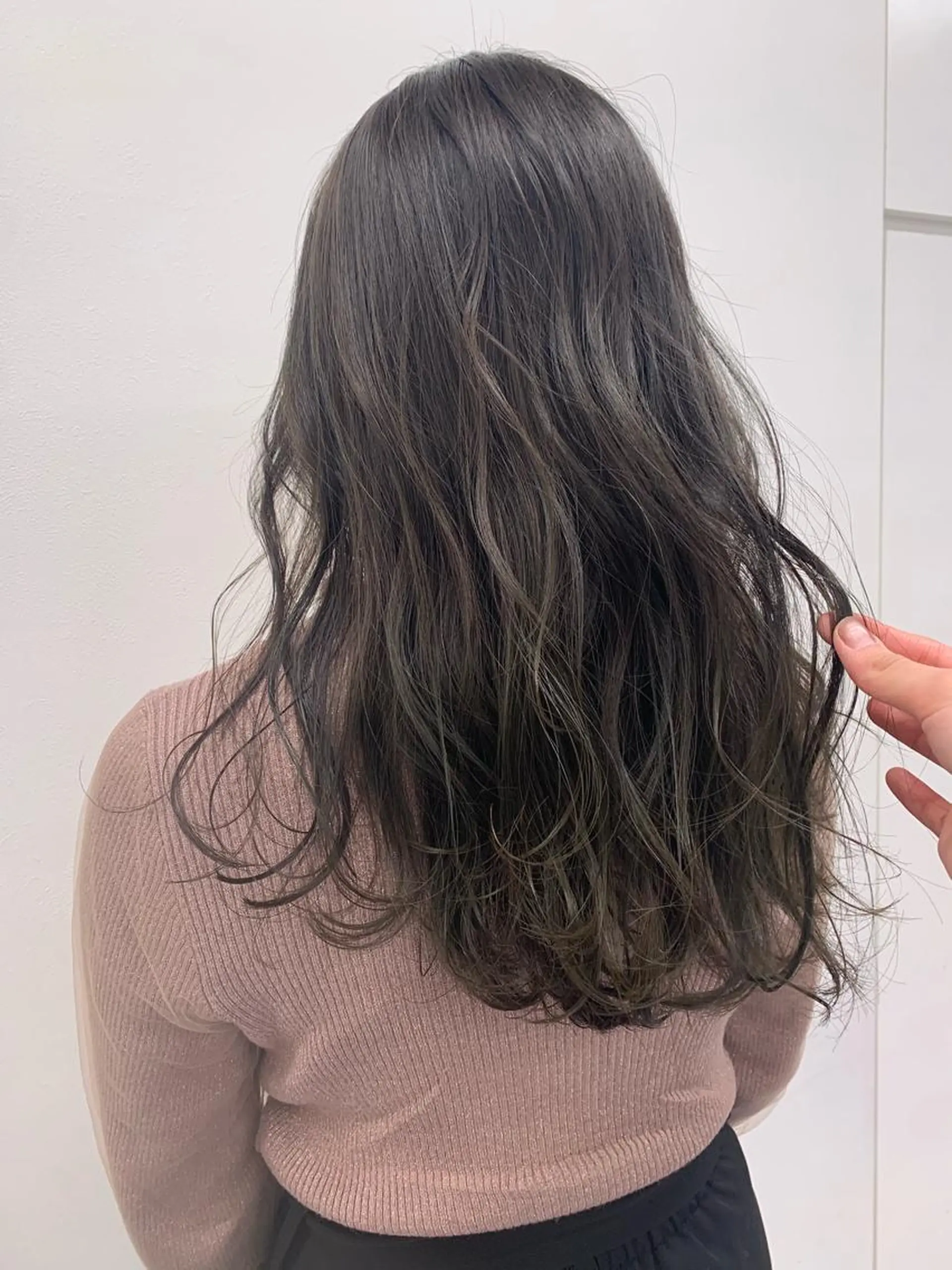 ロング 【美容室が苦手な方 専問美容室】MIHOのヘアスタイル