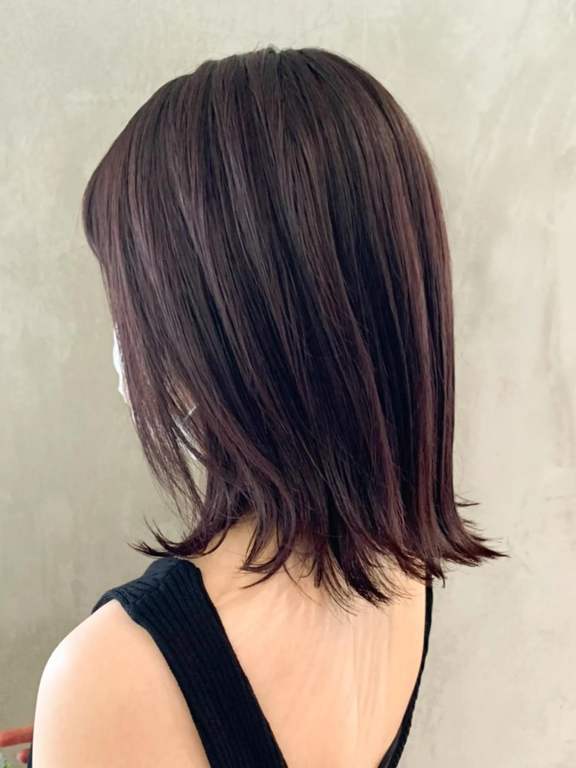 ミディアム カラー パーマ ヘアアレンジ ダークグレー ダークグレージュ グレージュ レイヤーカット ITbyALBUM 中野店のヘアスタイル