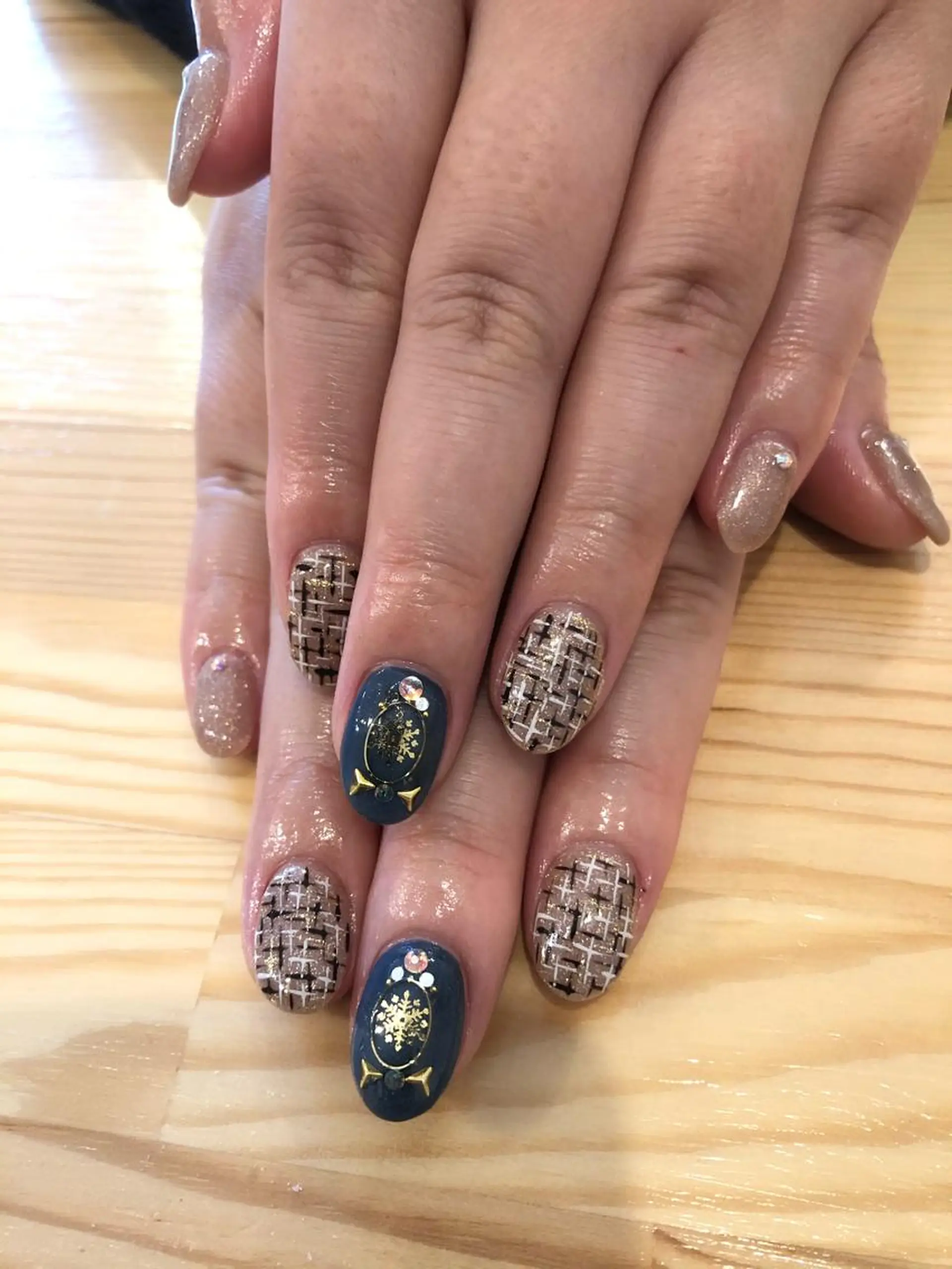 ネイル ハンドネイル NAIL Alaia 𓇼のネイルデザイン