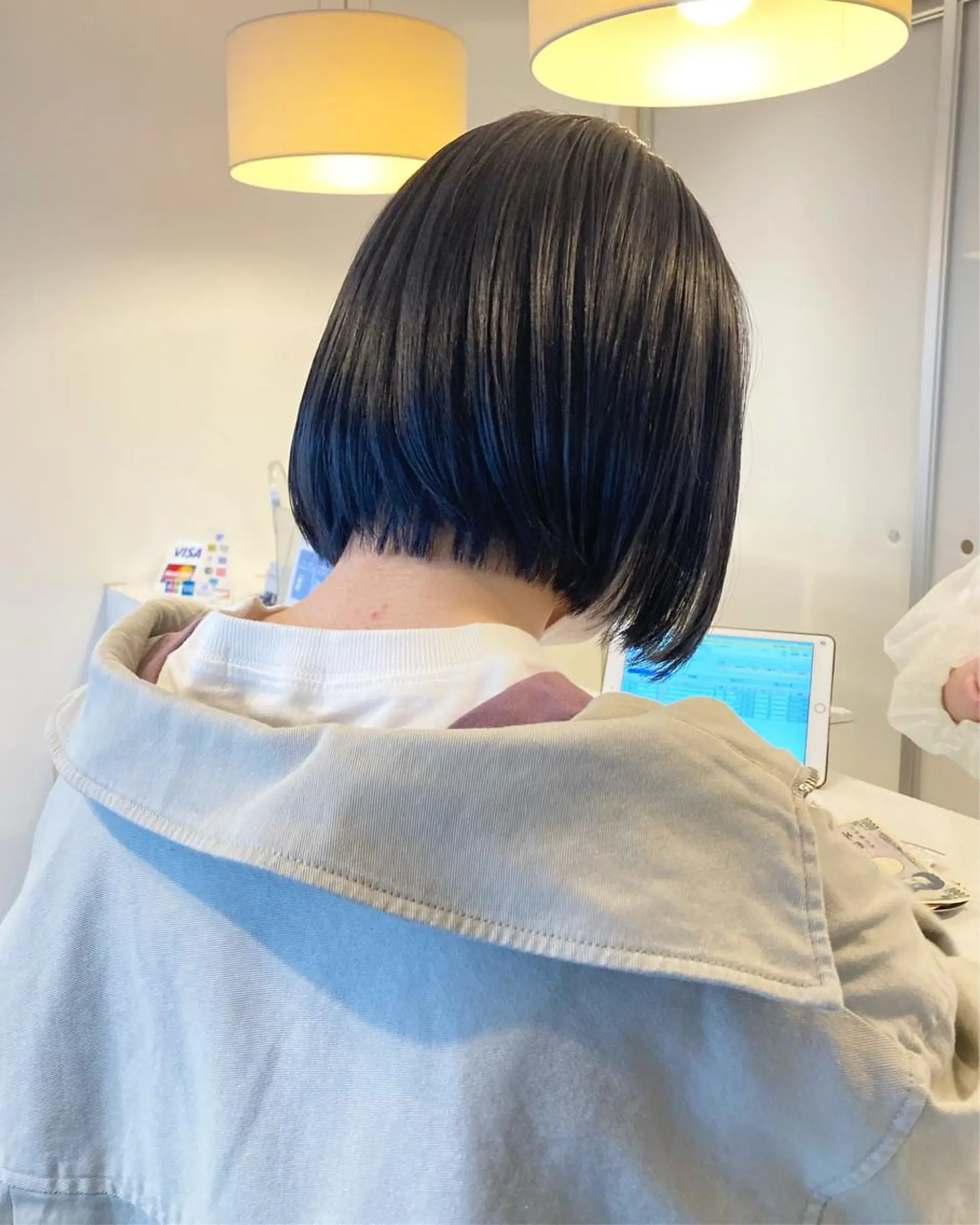 ショート カラー カット 村本 千優のヘアスタイル